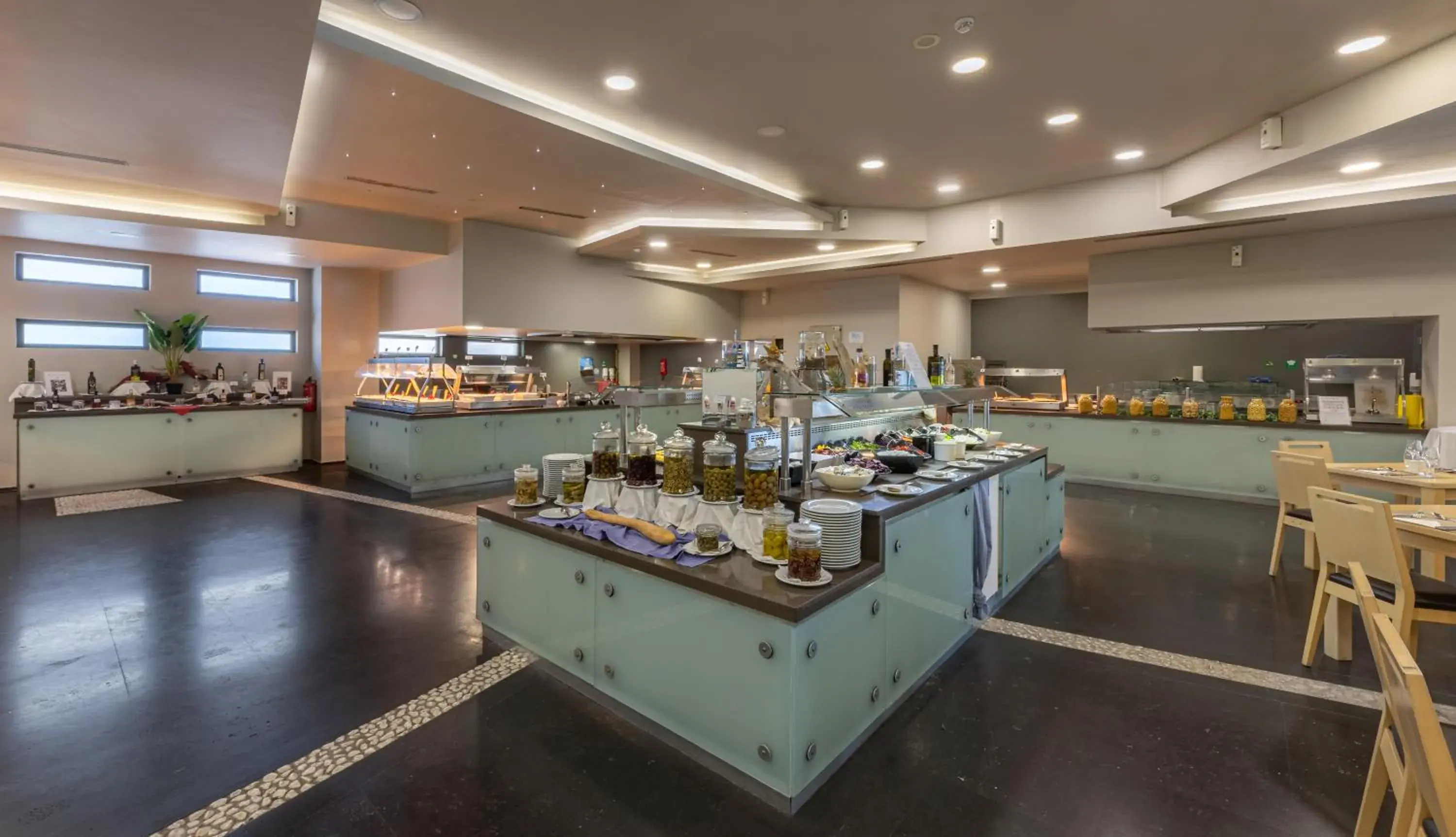 Restaurant/places to eat in Akti Palace Hotel Restaurant/places to eat in Akti Palace Hotel