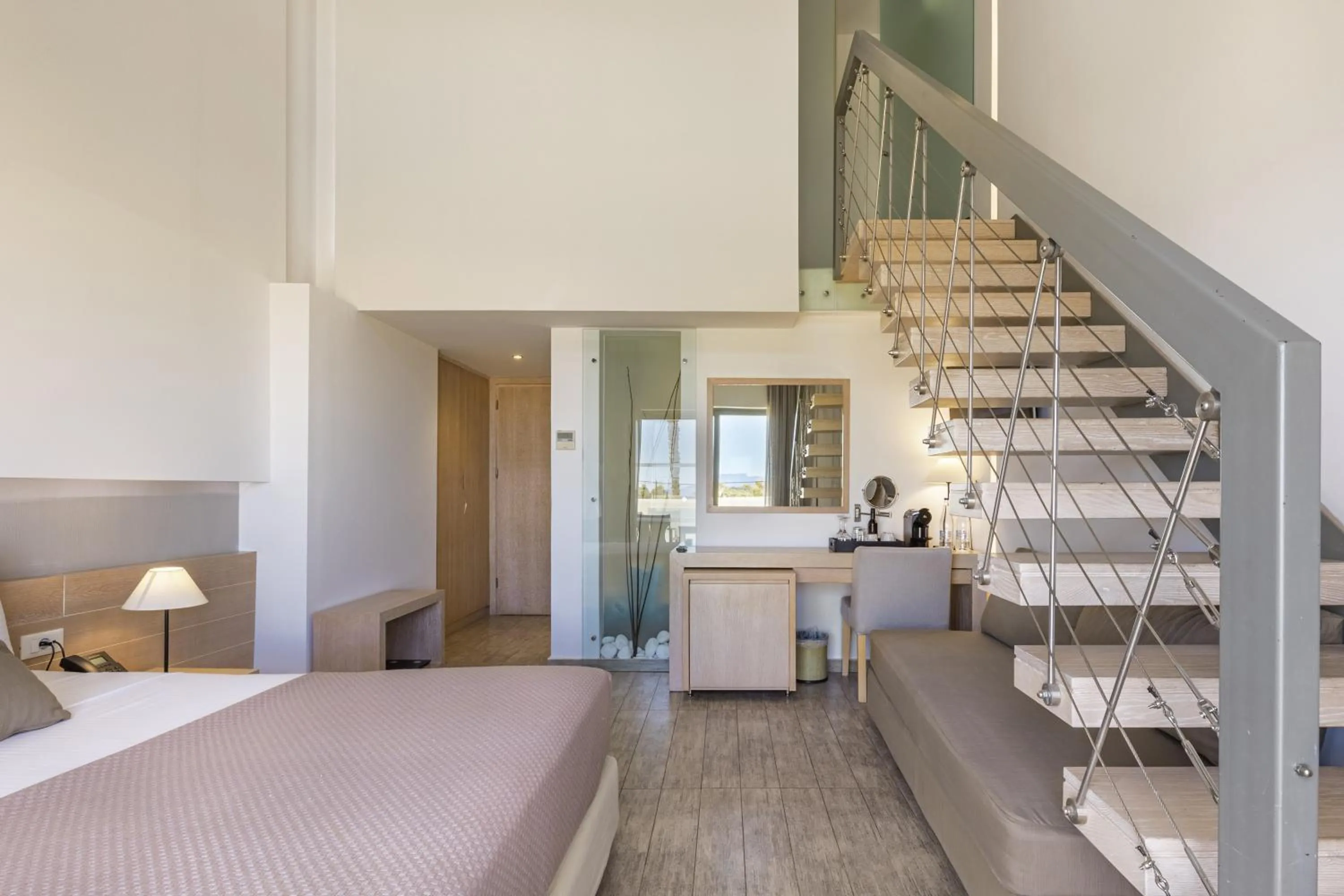 Bedroom, Bed in Akti Palace Hotel