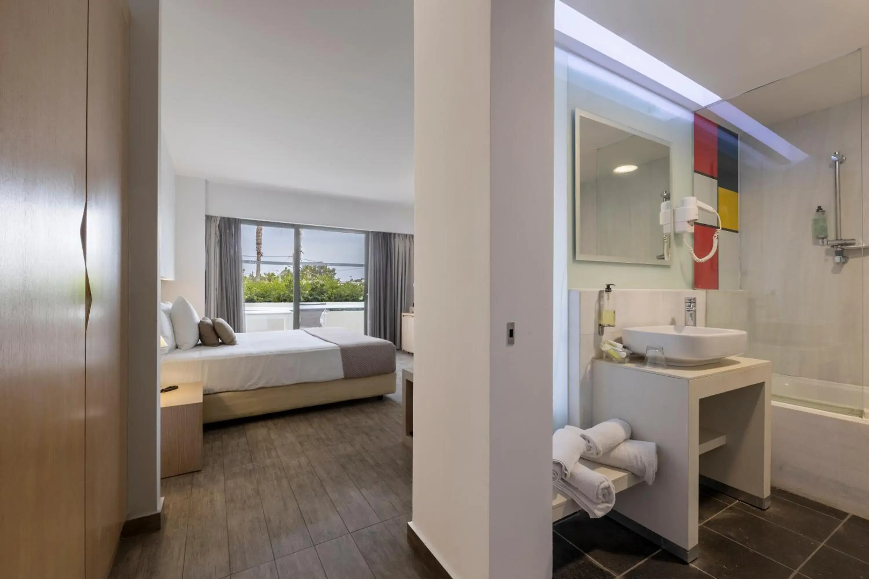 Garden view, Bed in Akti Palace Hotel Garden view, Bed in Akti Palace Hotel