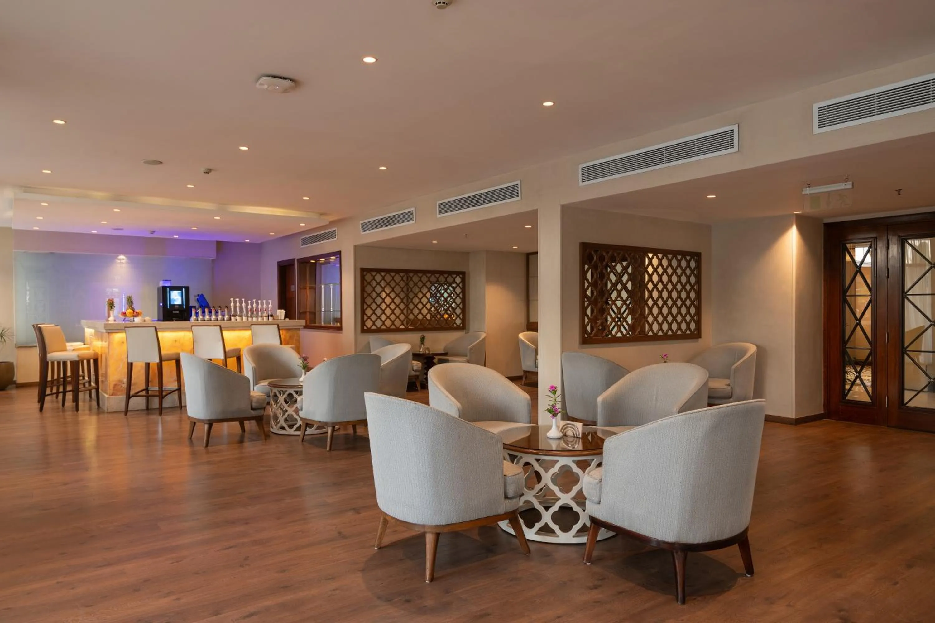 Restaurant/places to eat in Steigenberger Pyramids Cairo