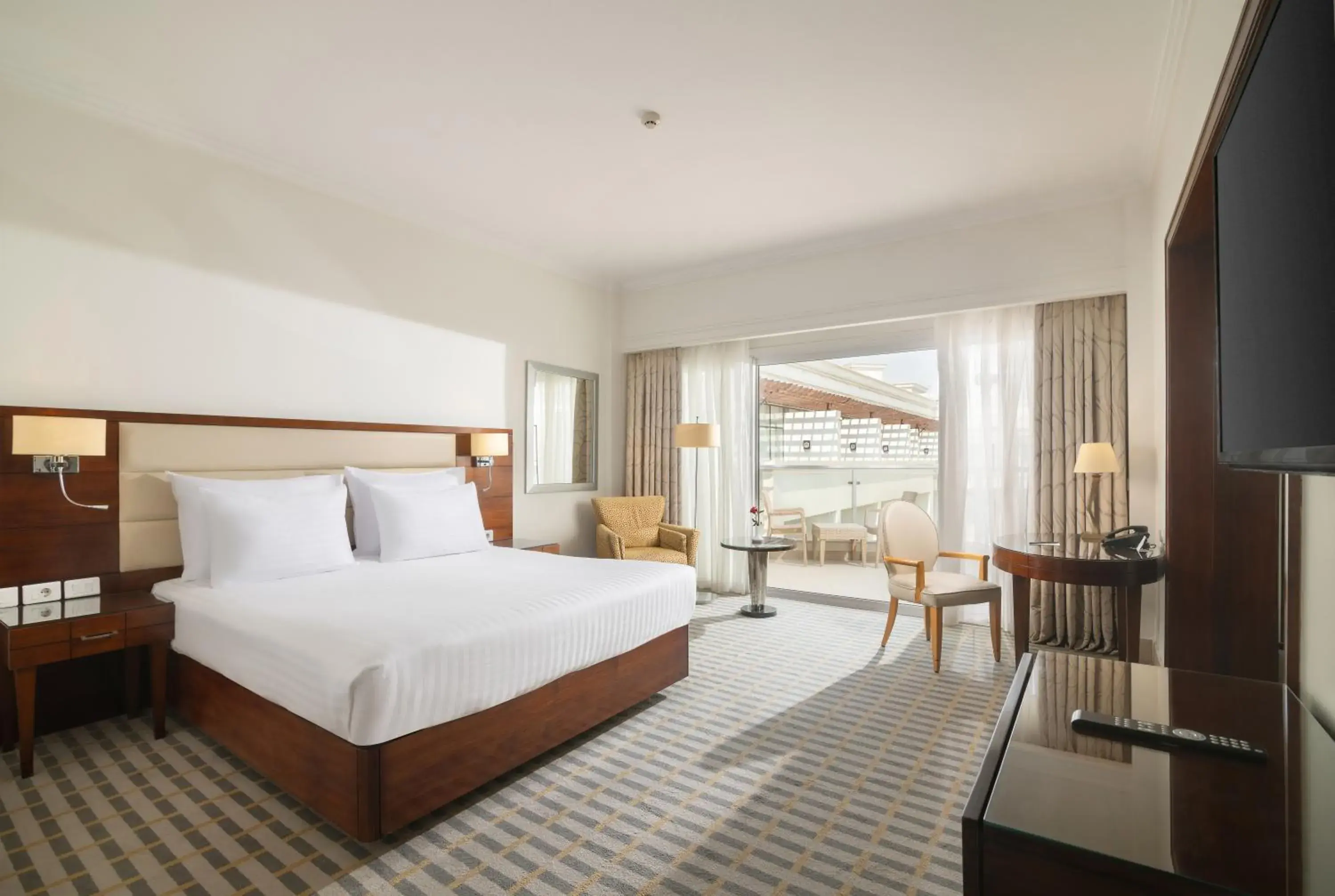 Bed in Steigenberger Pyramids Cairo Bed in Steigenberger Pyramids Cairo