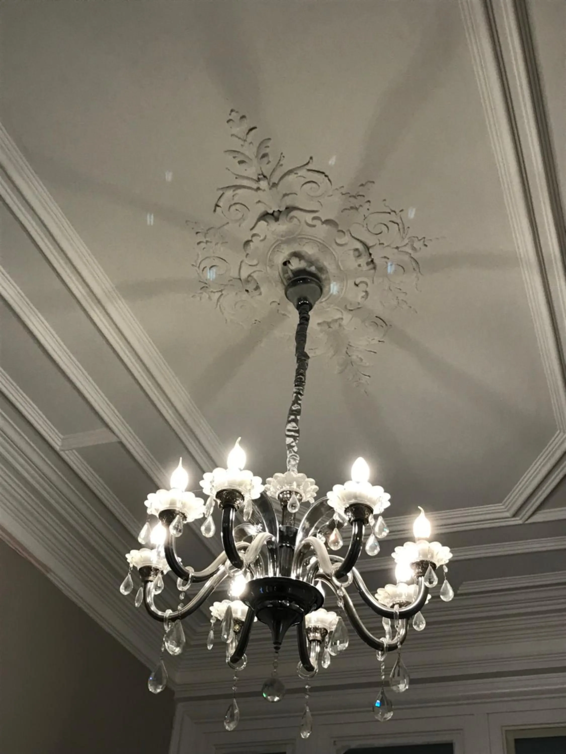 Decorative detail in Hôtel Saint-Alban