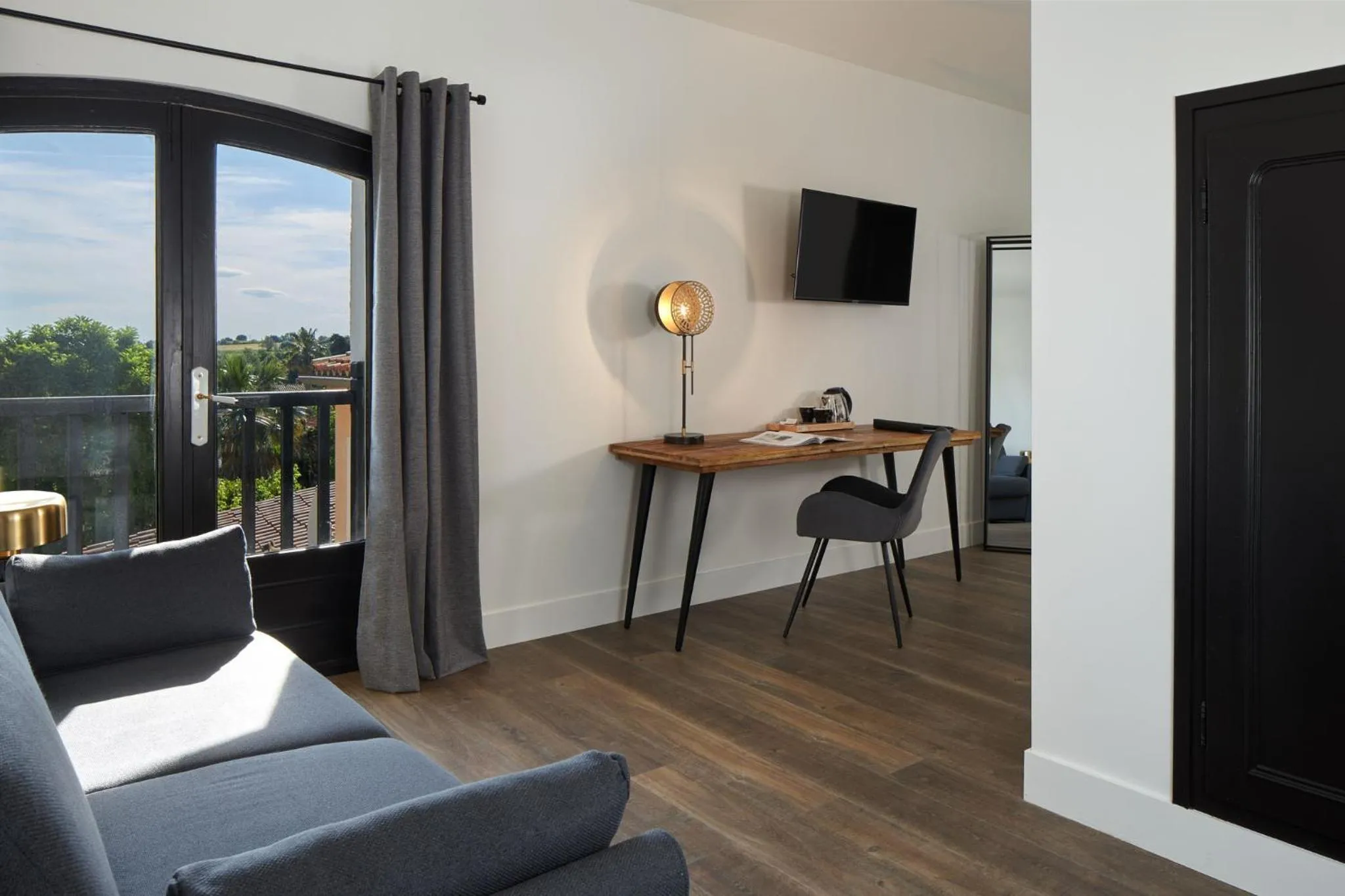 Living room in Hôtel Saint-Alban