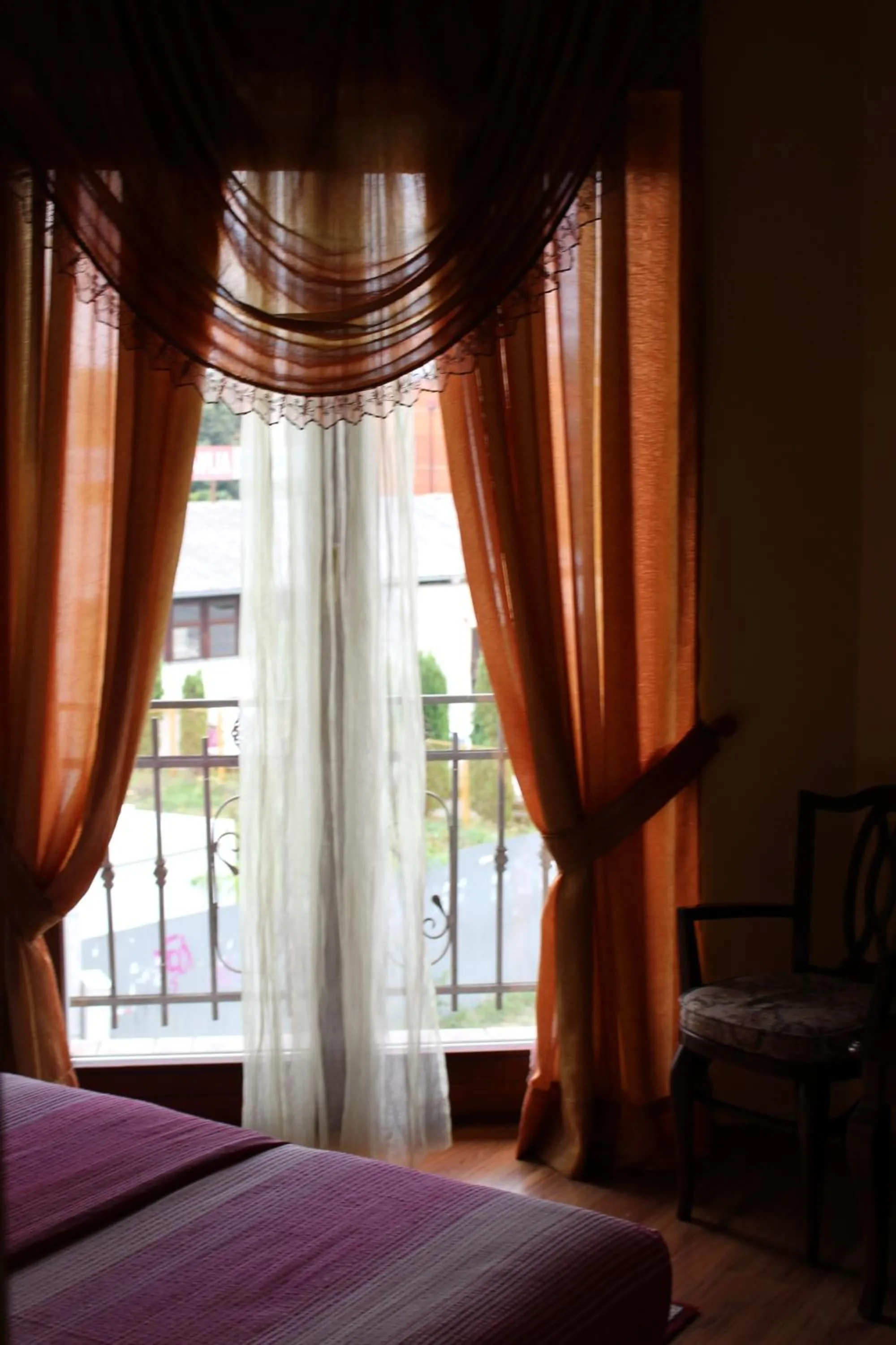 Balcony/Terrace, Bed in Motel Alas