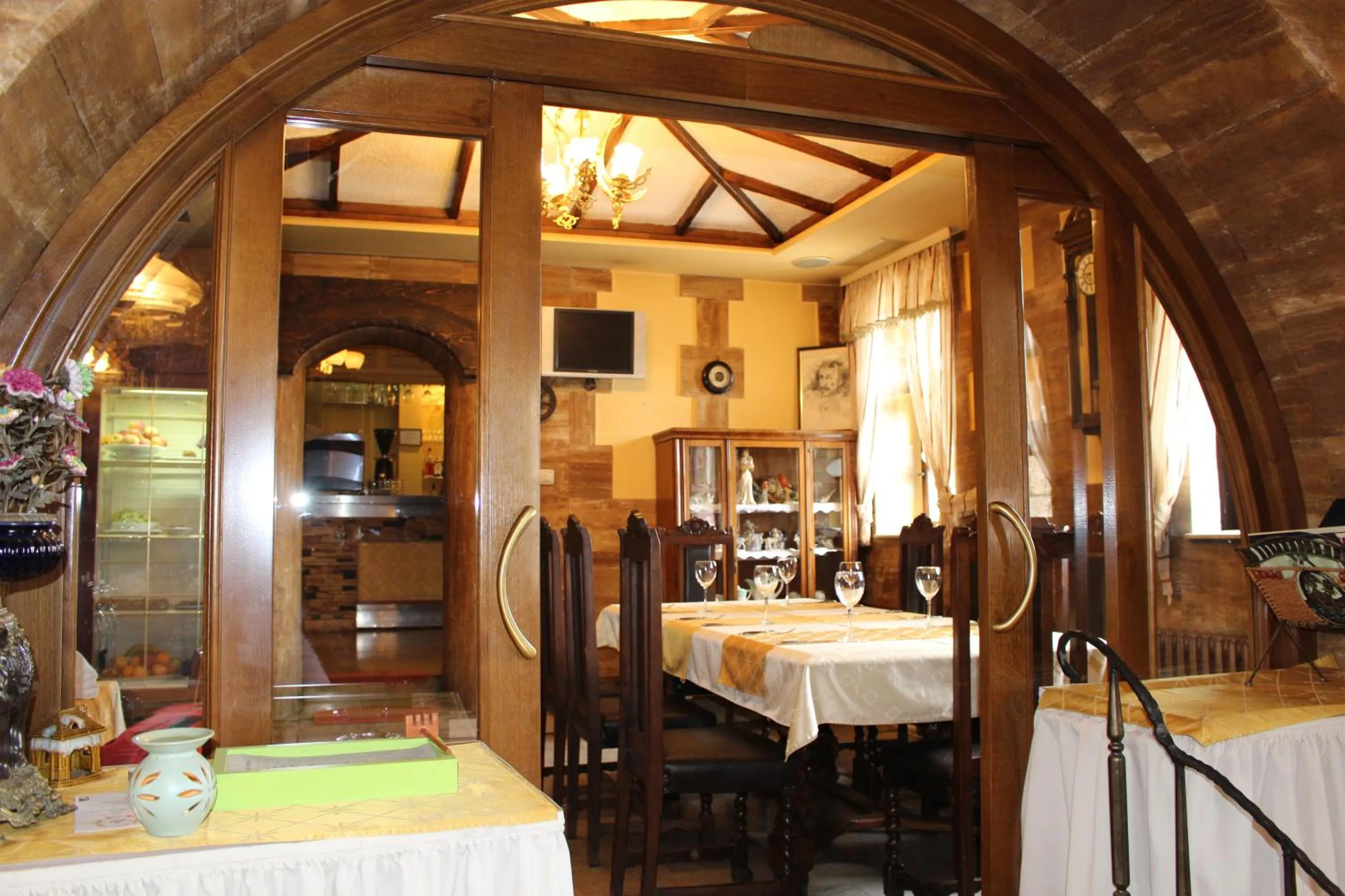 Restaurant/places to eat in Motel Alas