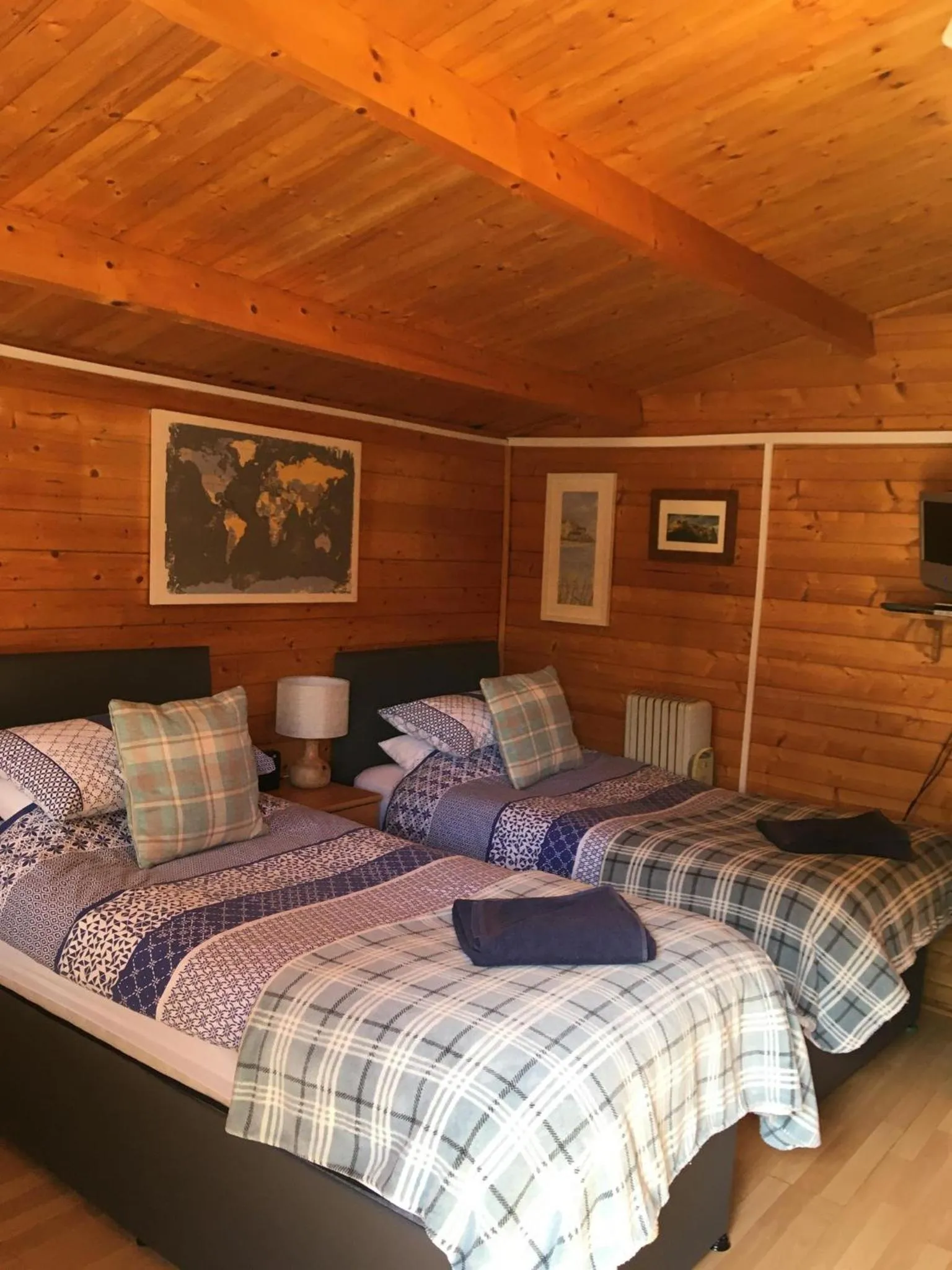 Bedroom, Bed in The Theberton Lion