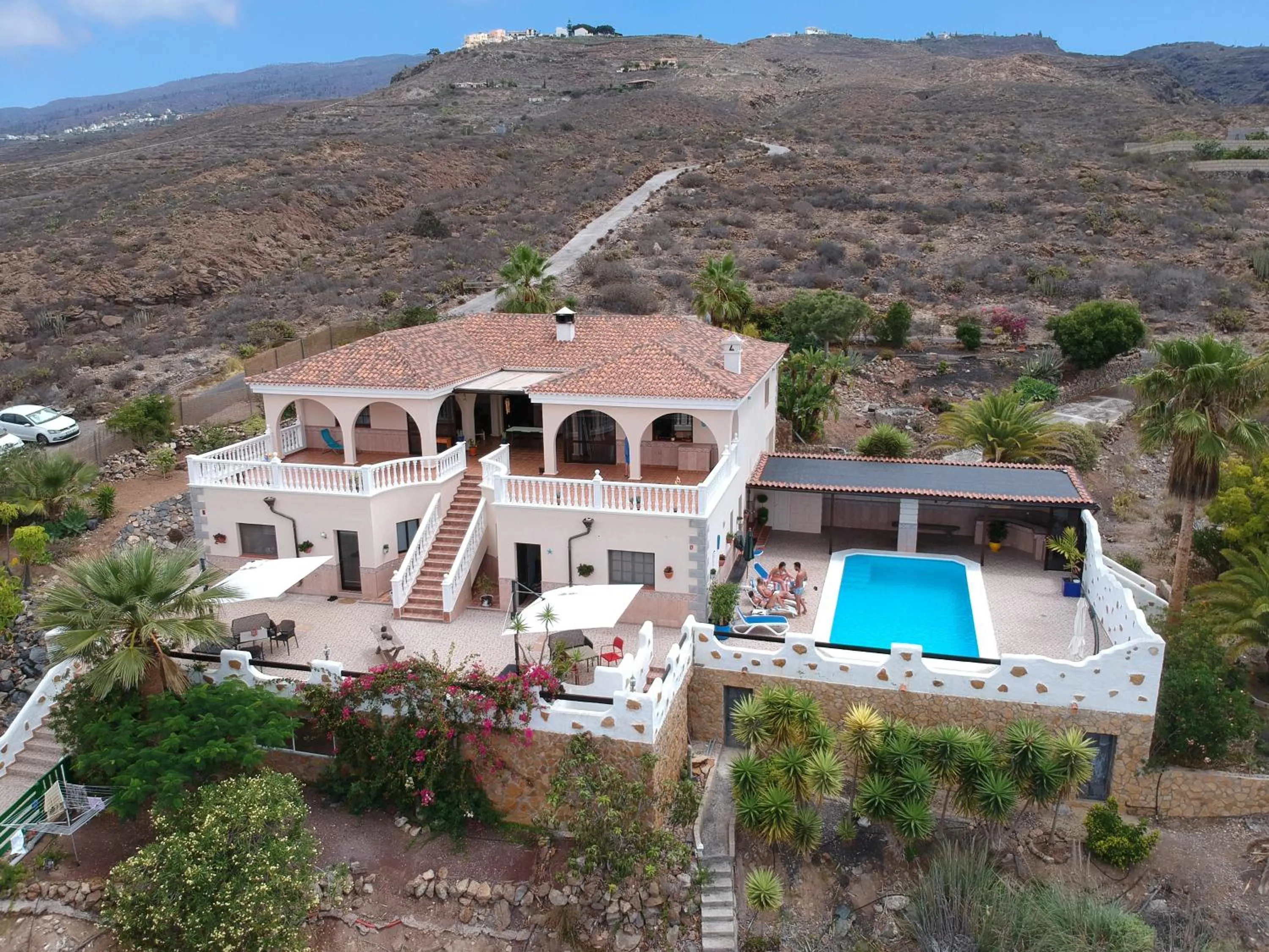 Bird's eye view in CASANTILVIA heated pool paradise