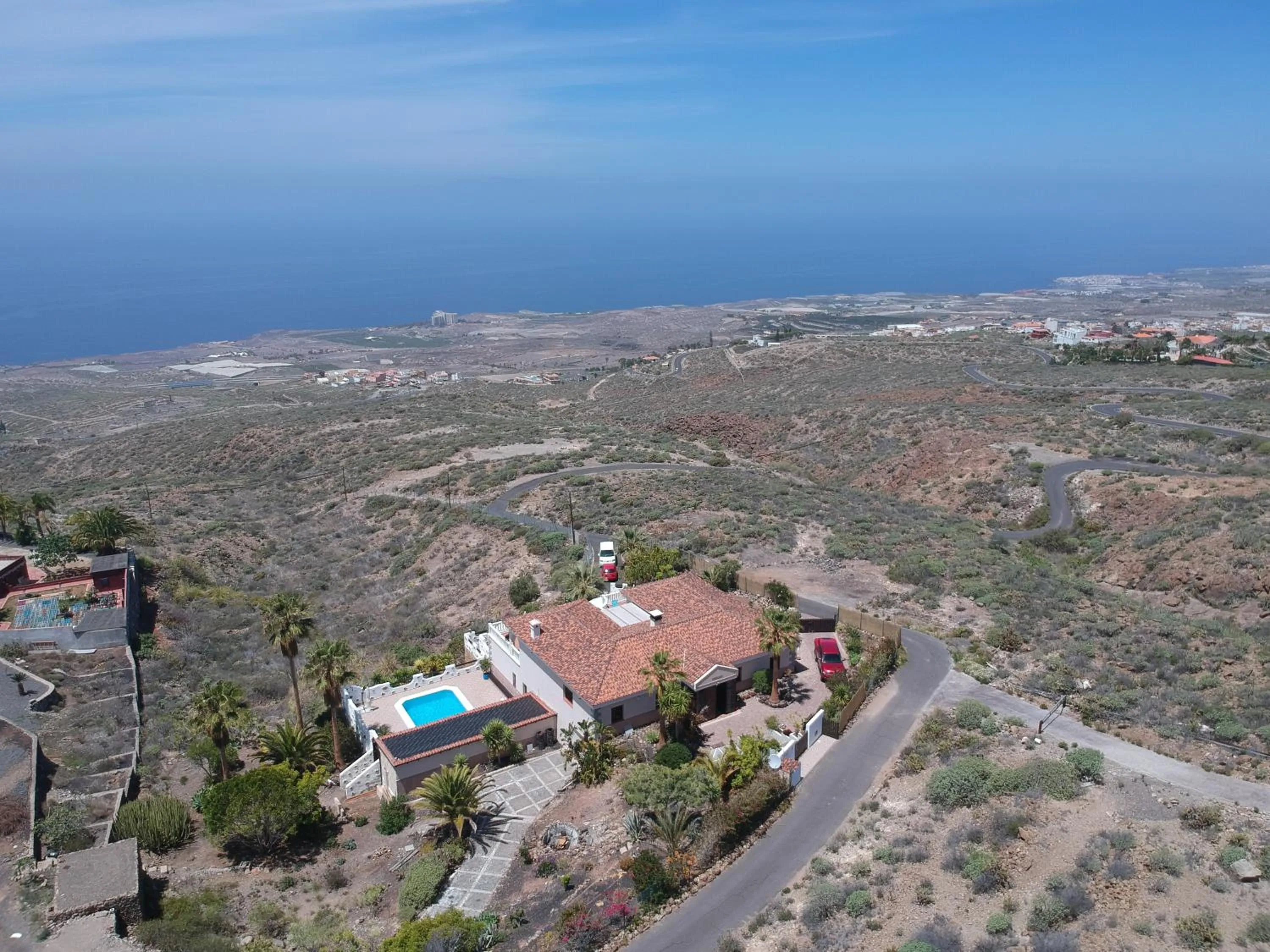 Bird's eye view in CASANTILVIA heated pool paradise