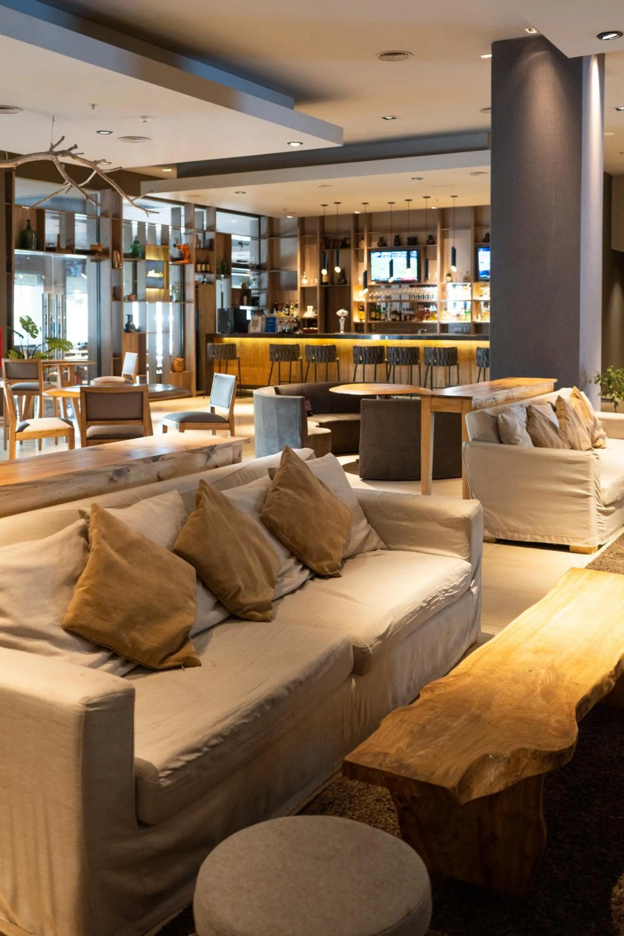 Lounge or bar in Hilton Garden Inn Tucuman