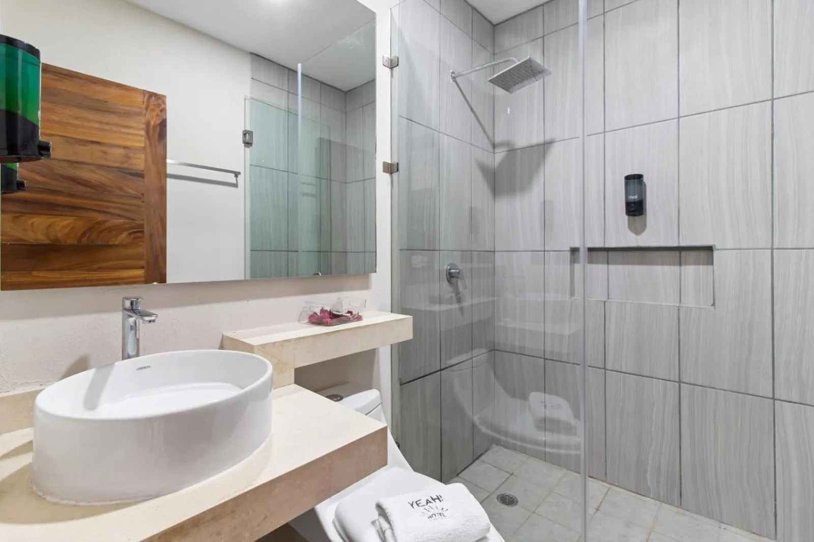 Hotel Yeah Rincón de Guayabitos