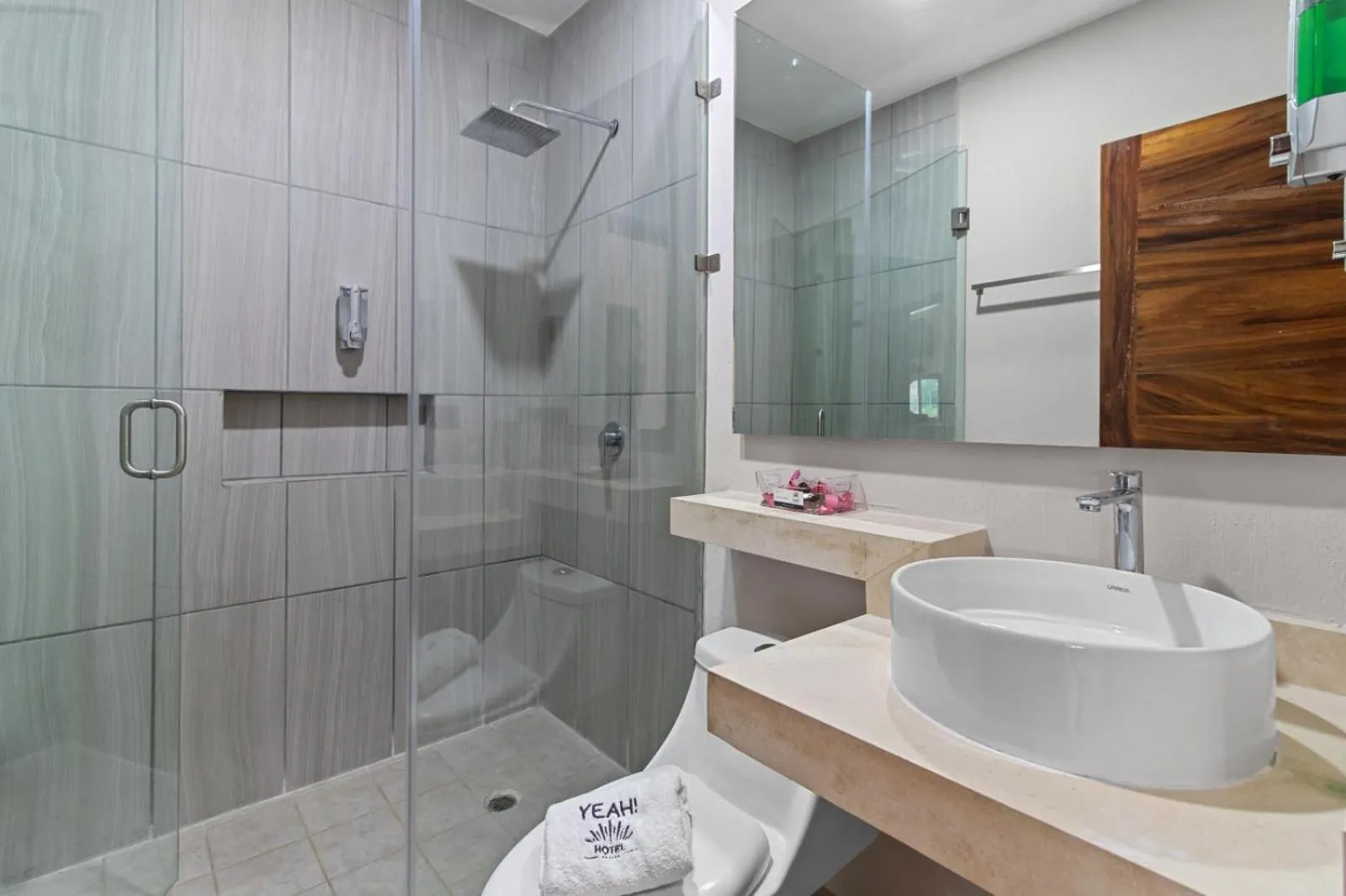 Bathroom in Hotel Yeah Rincón de Guayabitos