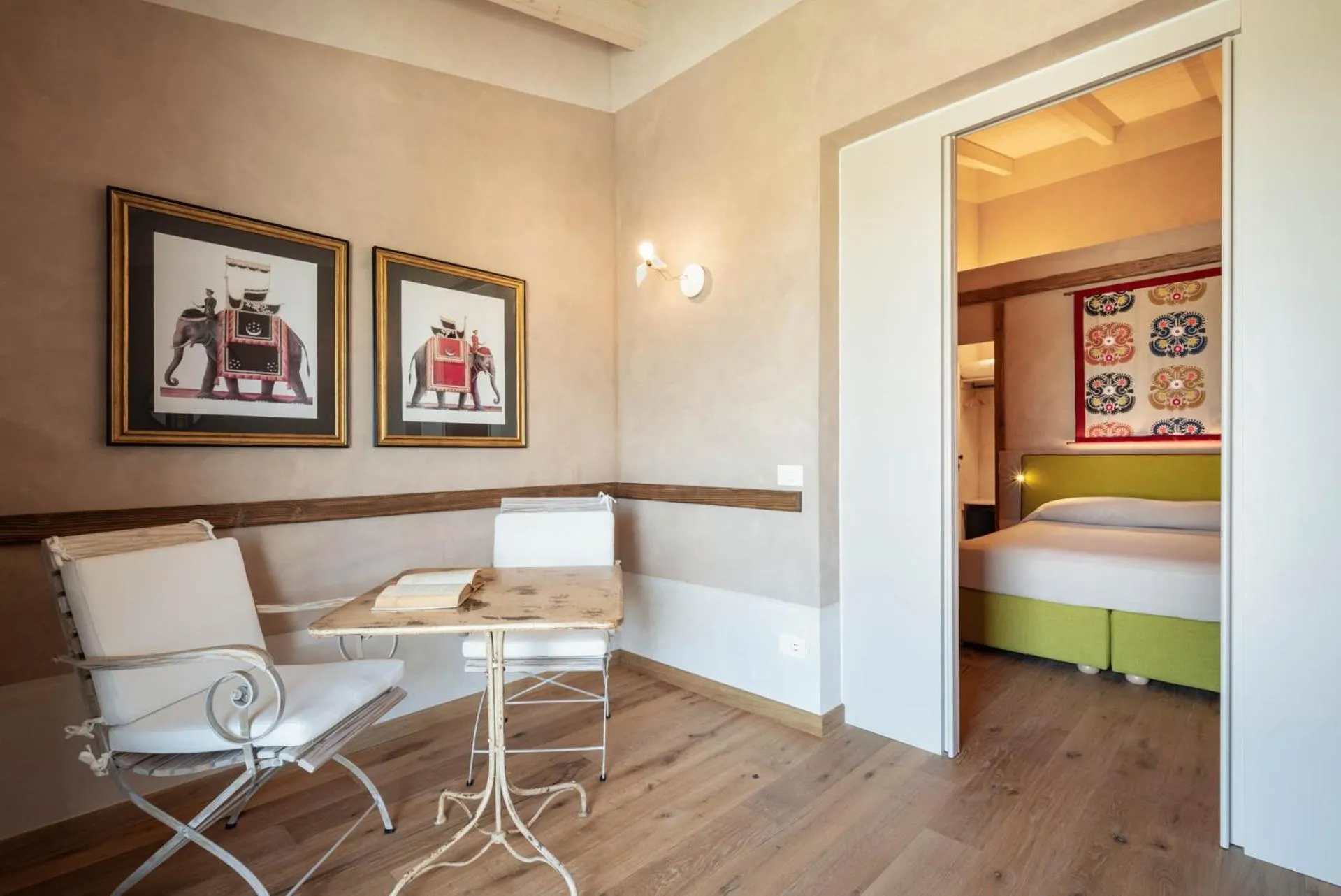 Bed in Guadalupe Tuscany Resort