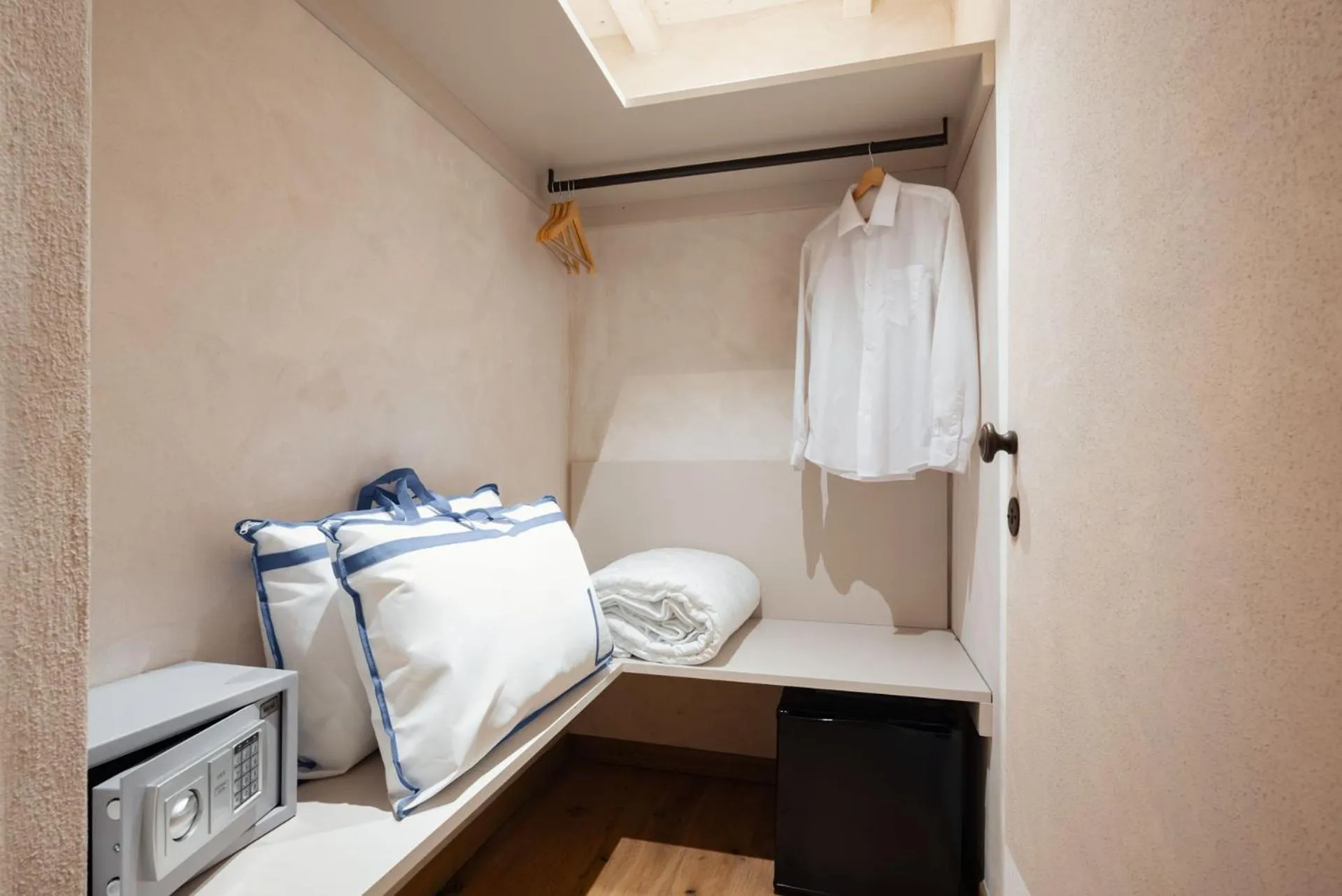 Bed in Guadalupe Tuscany Resort