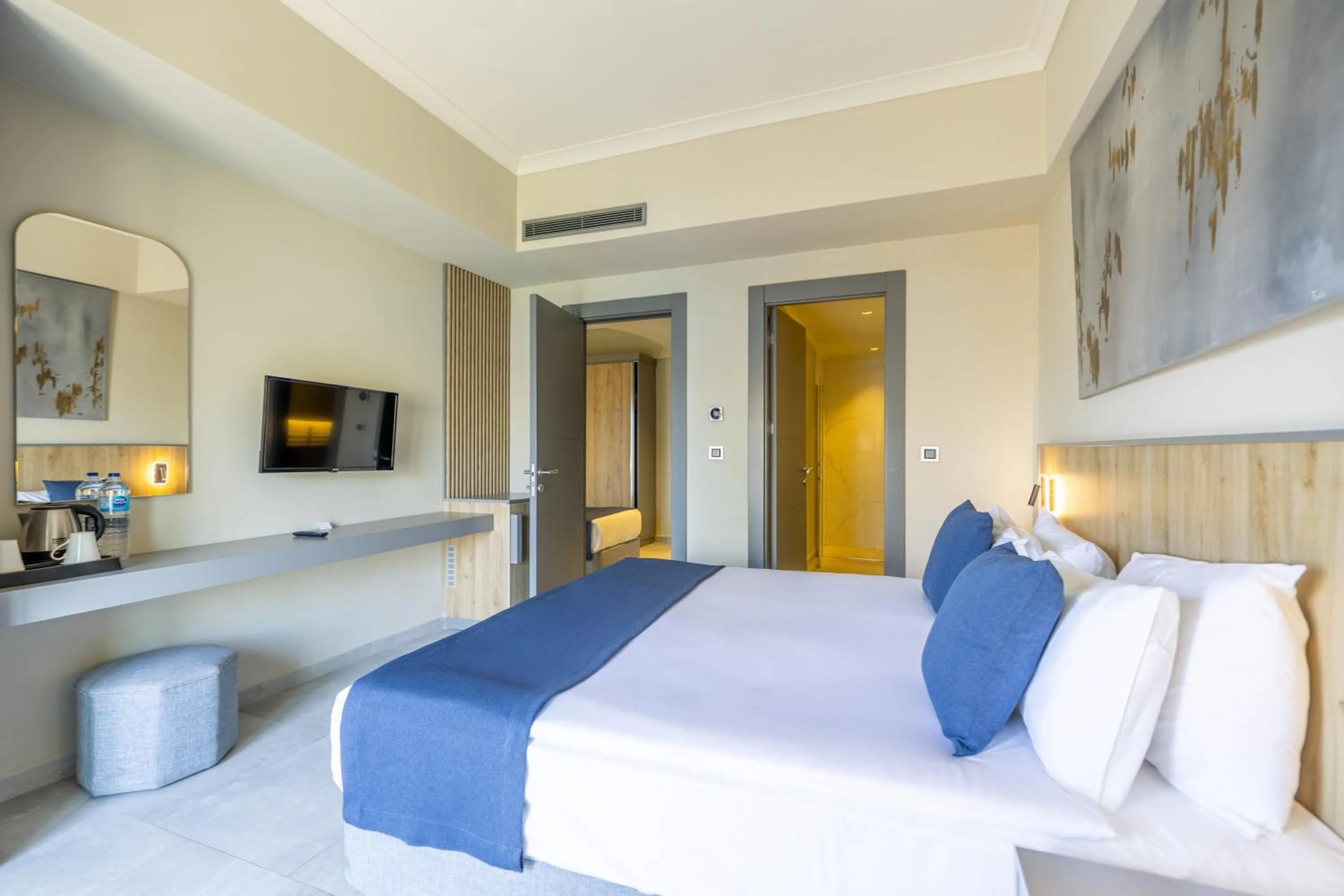 Photo of the whole room, Bed in Yasmin Bodrum Resort
