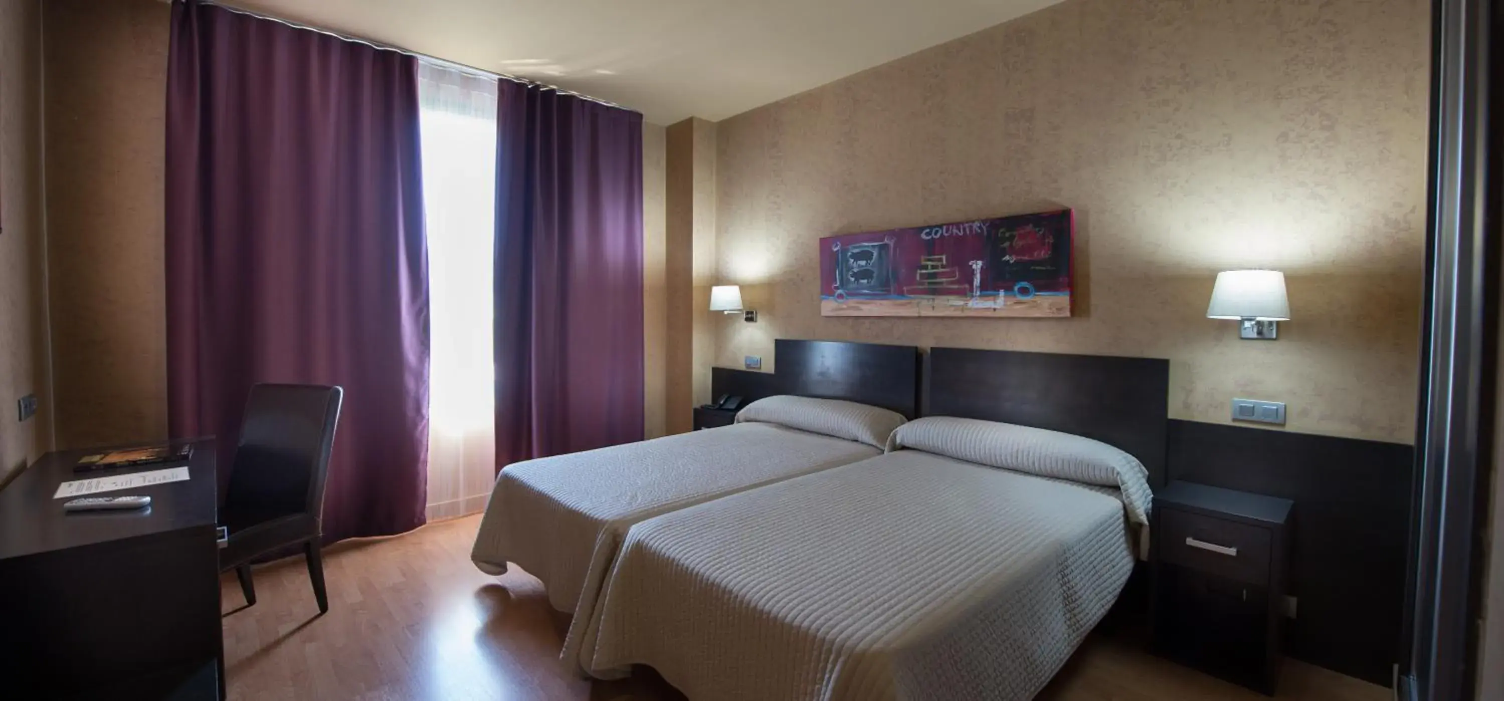 Two Connecting Double Rooms in El Espinar Two Connecting Double Rooms in El Espinar