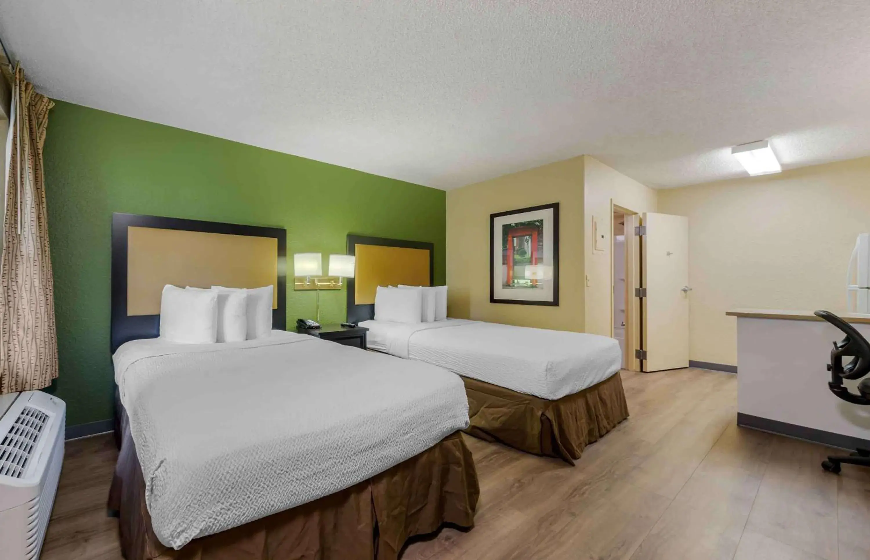 Studio with 2 Double Beds - Non-Smoking in Extended Stay America Suites - Fort Lauderdale - Cypress Creek - Andrews Ave Studio with 2 Double Beds - Non-Smoking in Extended Stay America Suites - Fort Lauderdale - Cypress Creek - Andrews Ave