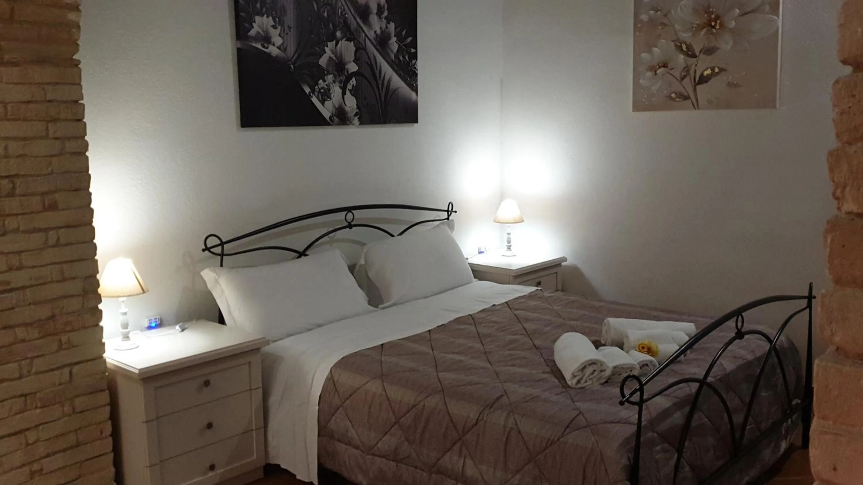 Photo of the whole room, Bed in The Good Place