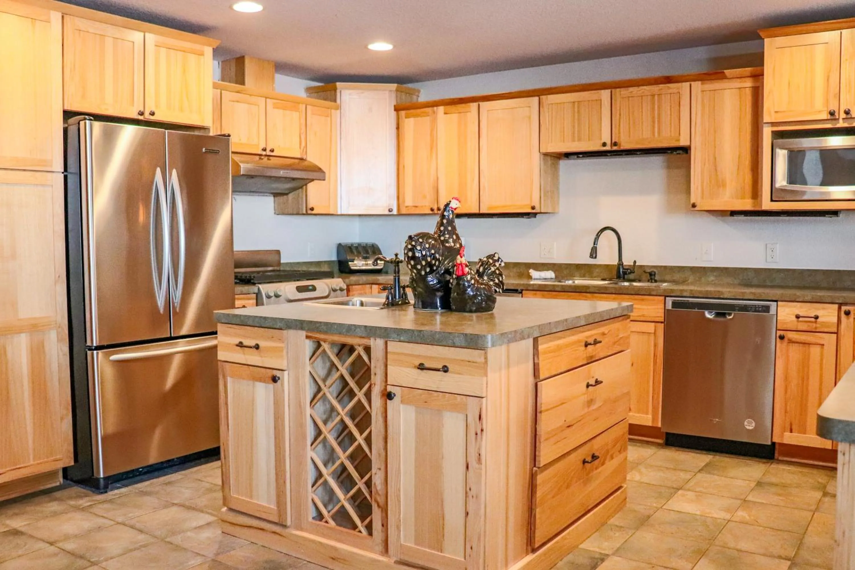 Kitchen or kitchenette in Good Ol Days Resort