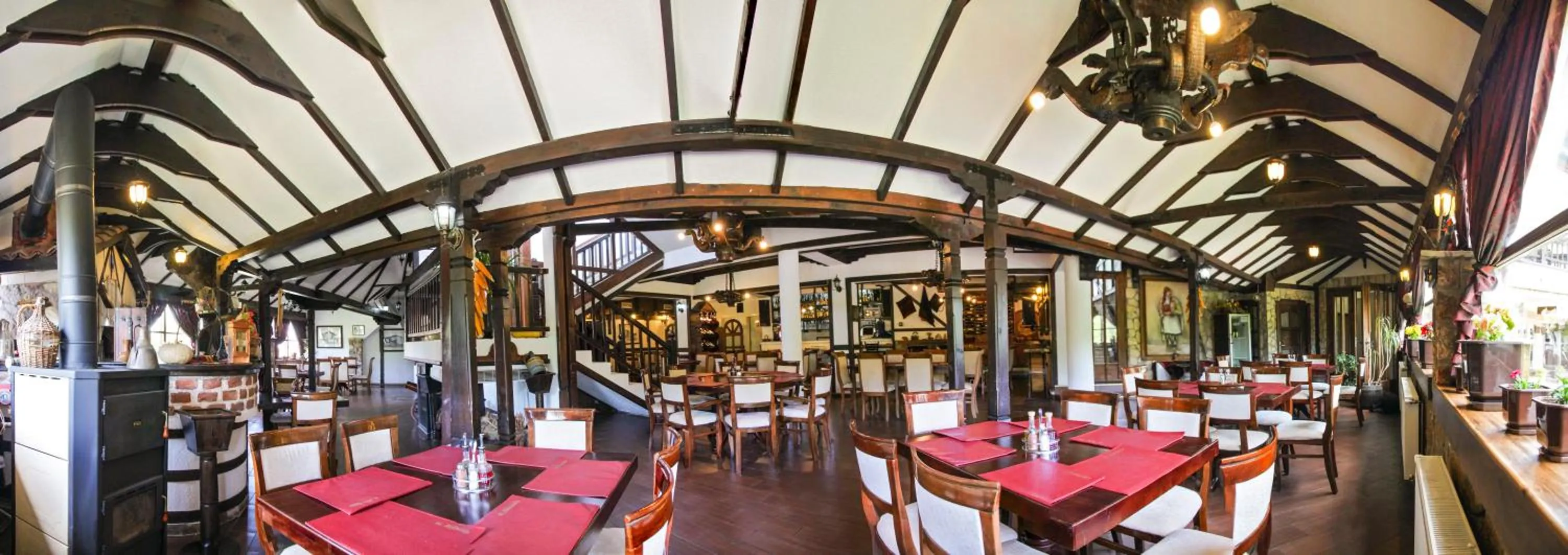 Restaurant/places to eat in Hotel Manastir Berovo