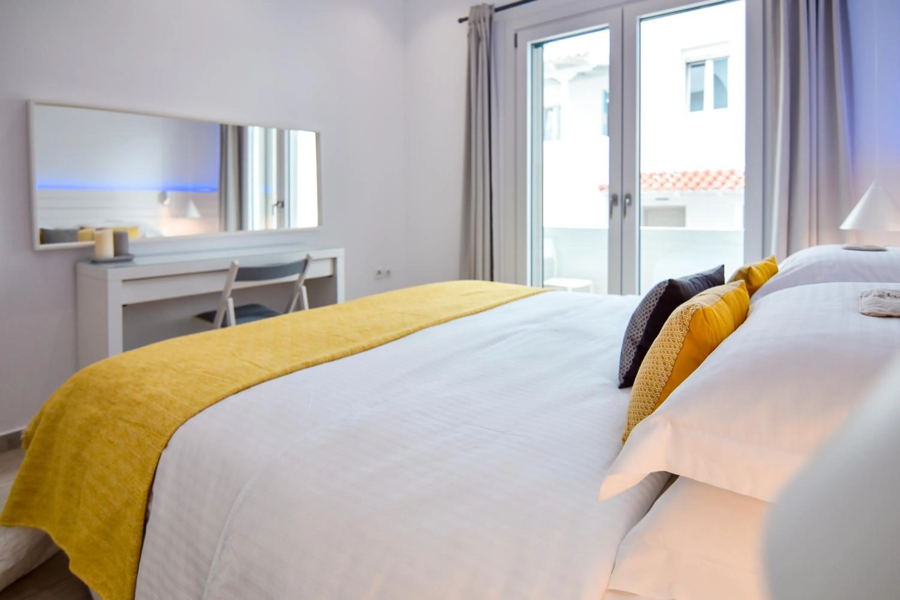 Bedroom, Bed in White Rock Milos Suites