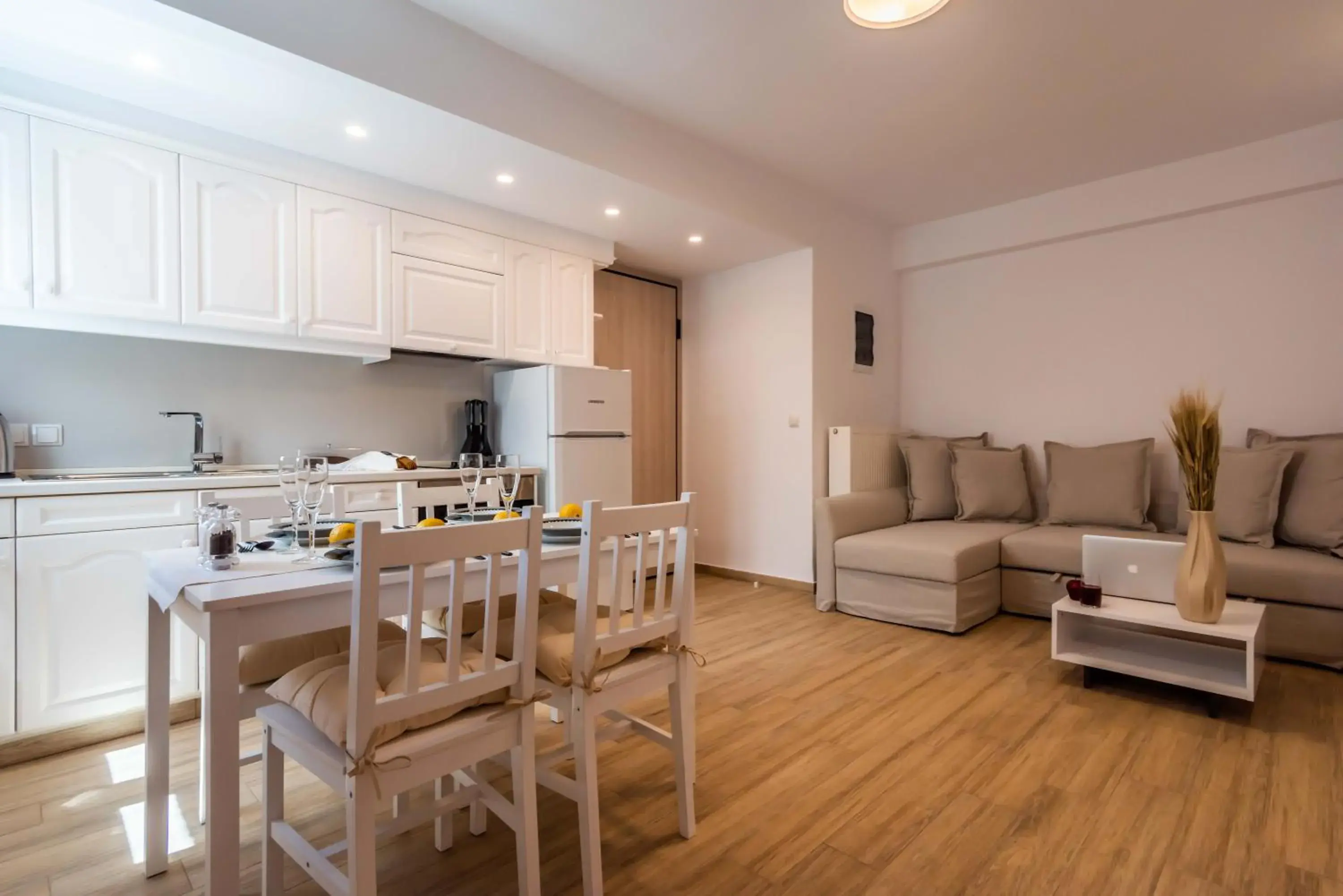 Superior Suite in White Rock Milos Suites Superior Suite in White Rock Milos Suites