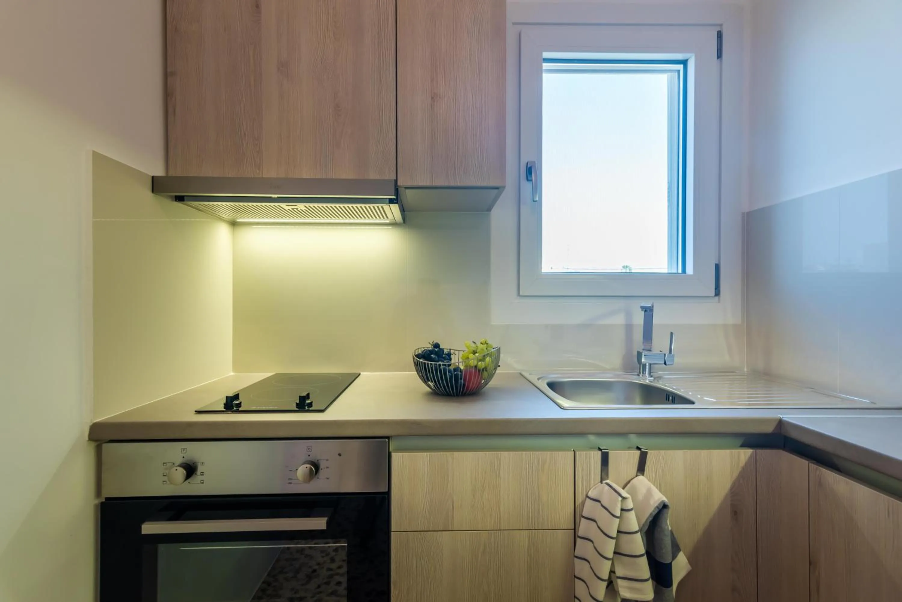 Kitchen or kitchenette in White Rock Milos Suites