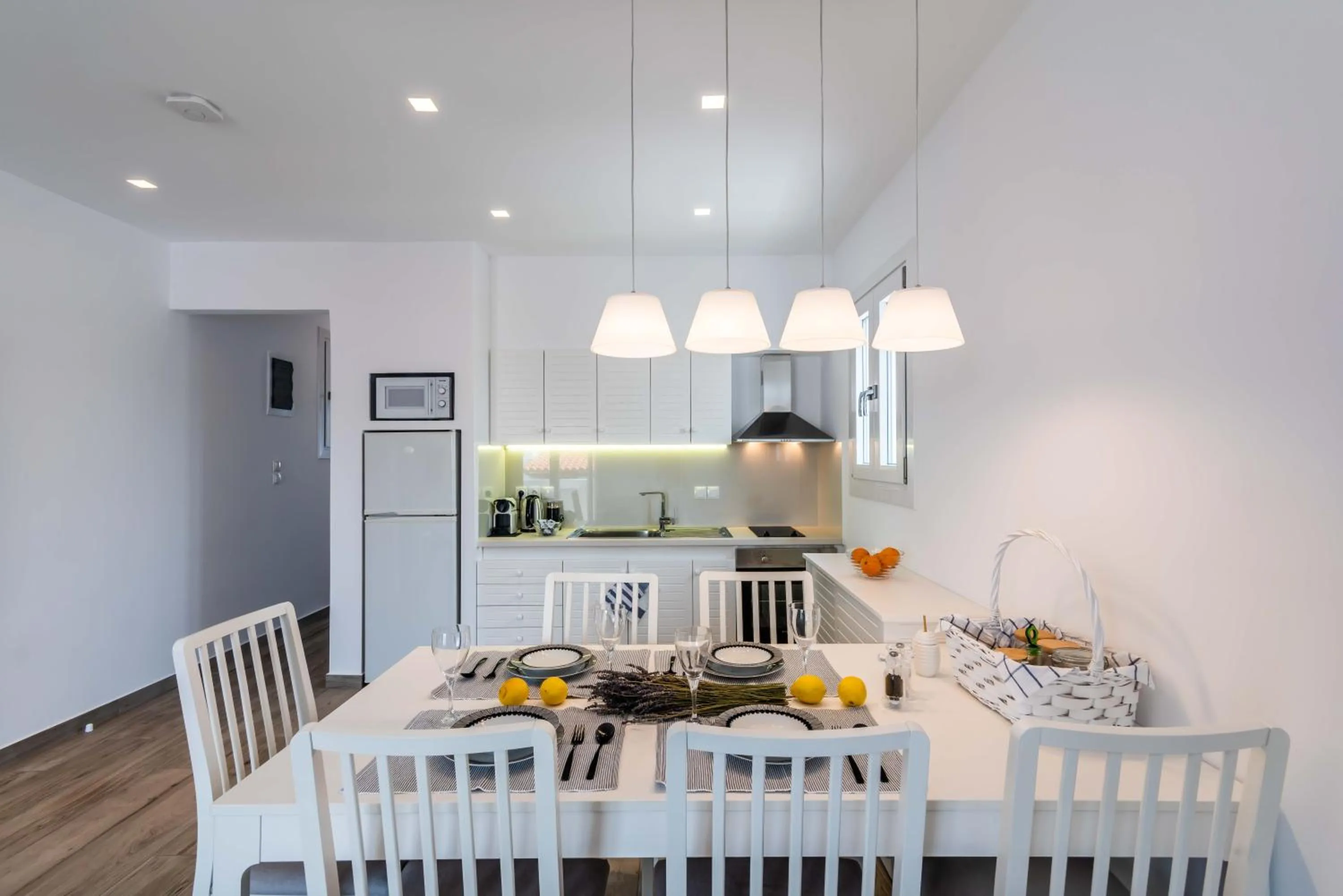 Kitchen or kitchenette in White Rock Milos Suites