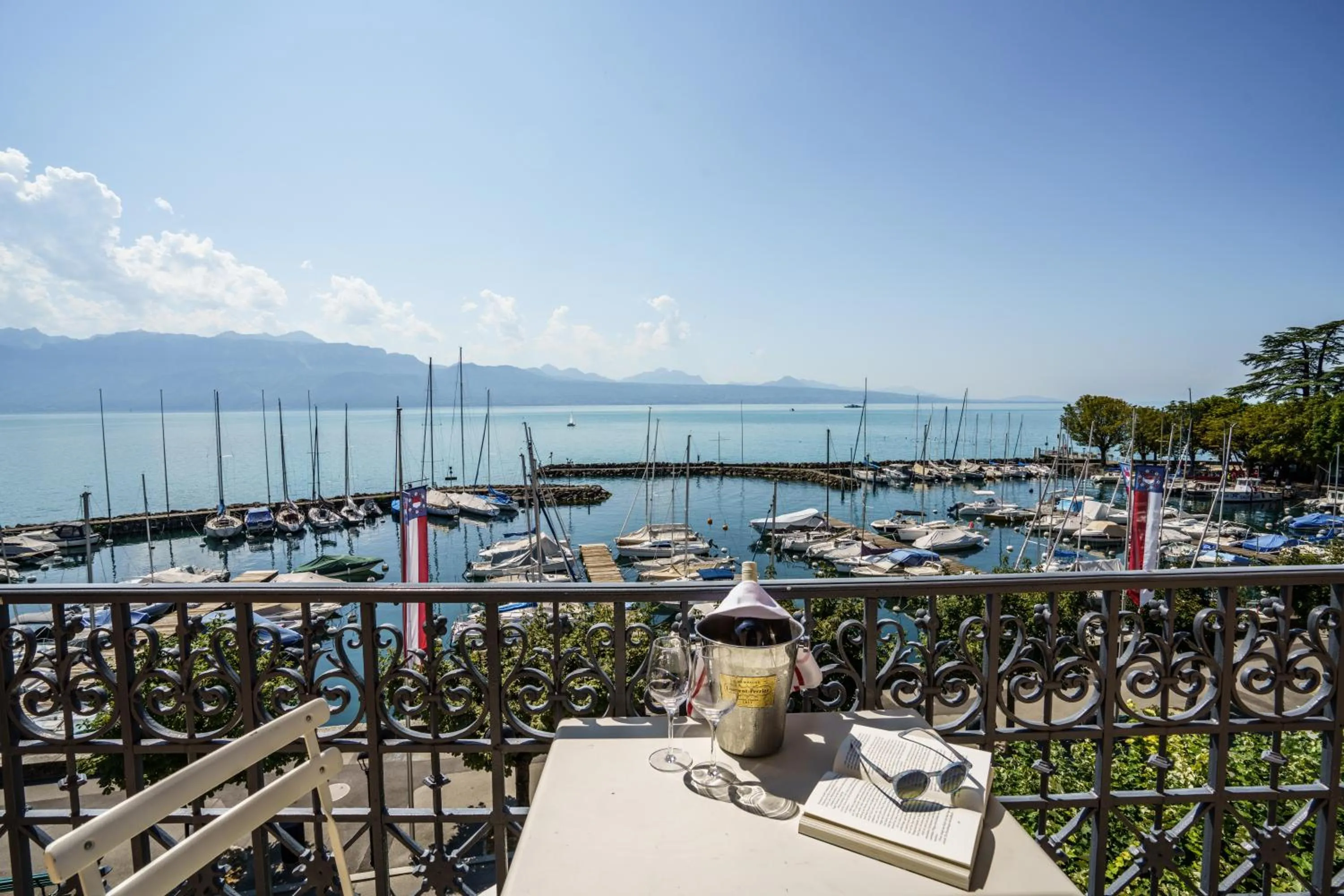 Nearby landmark in Rivage Hotel Restaurant Lutry