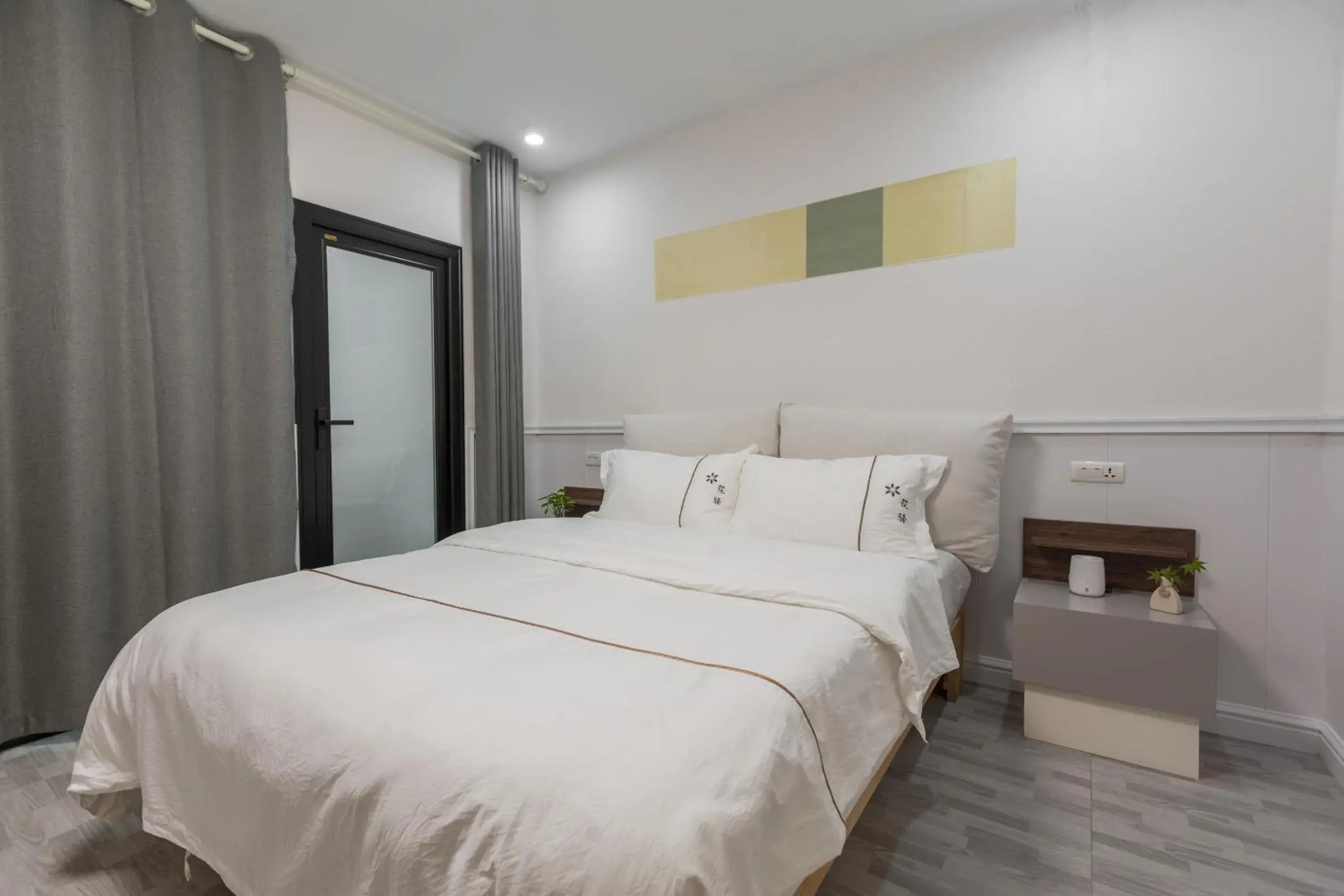 Bed in Guilin Flowers Inn Bed in Guilin Flowers Inn