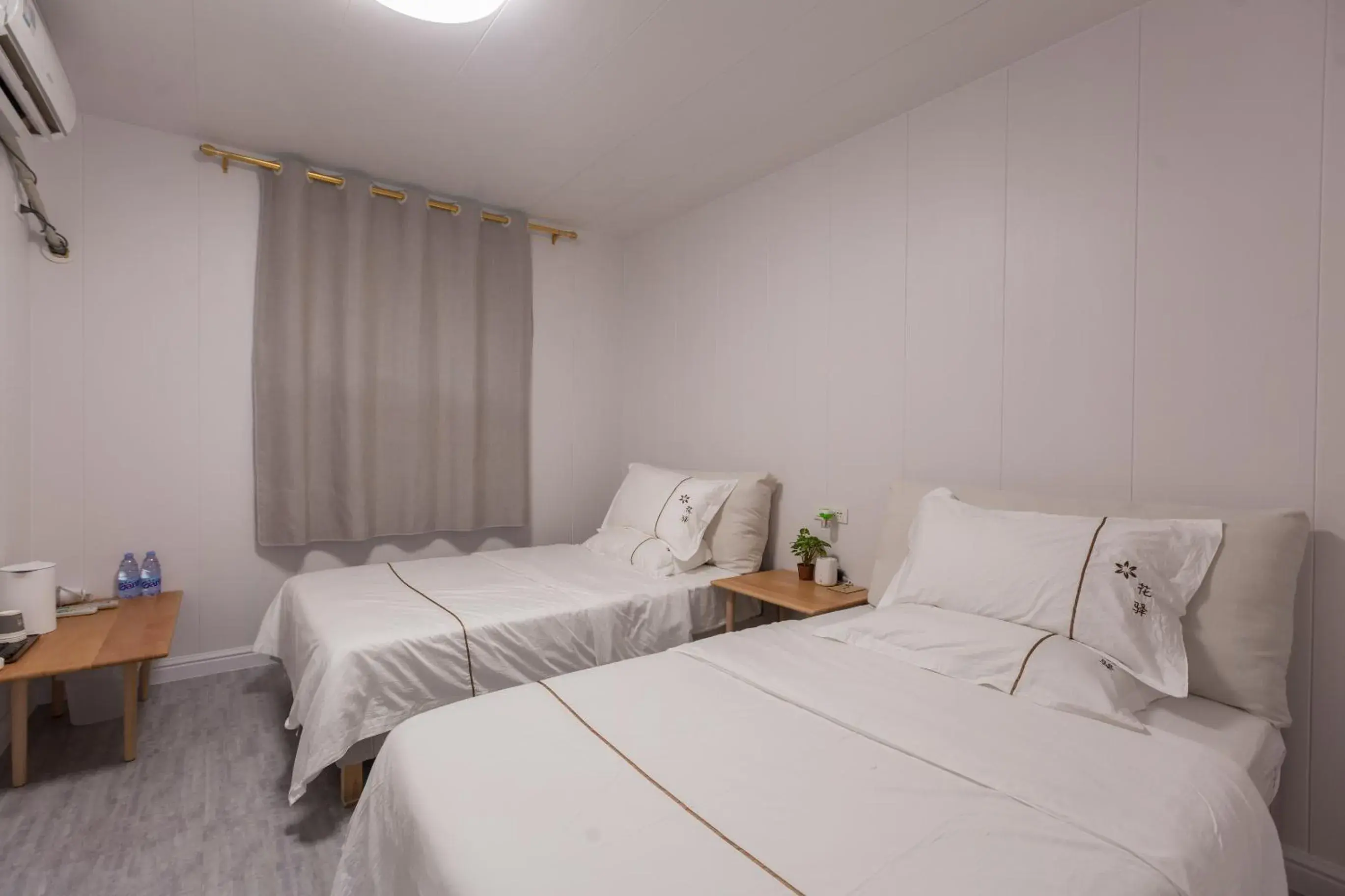 Bed in Guilin Flowers Inn Bed in Guilin Flowers Inn