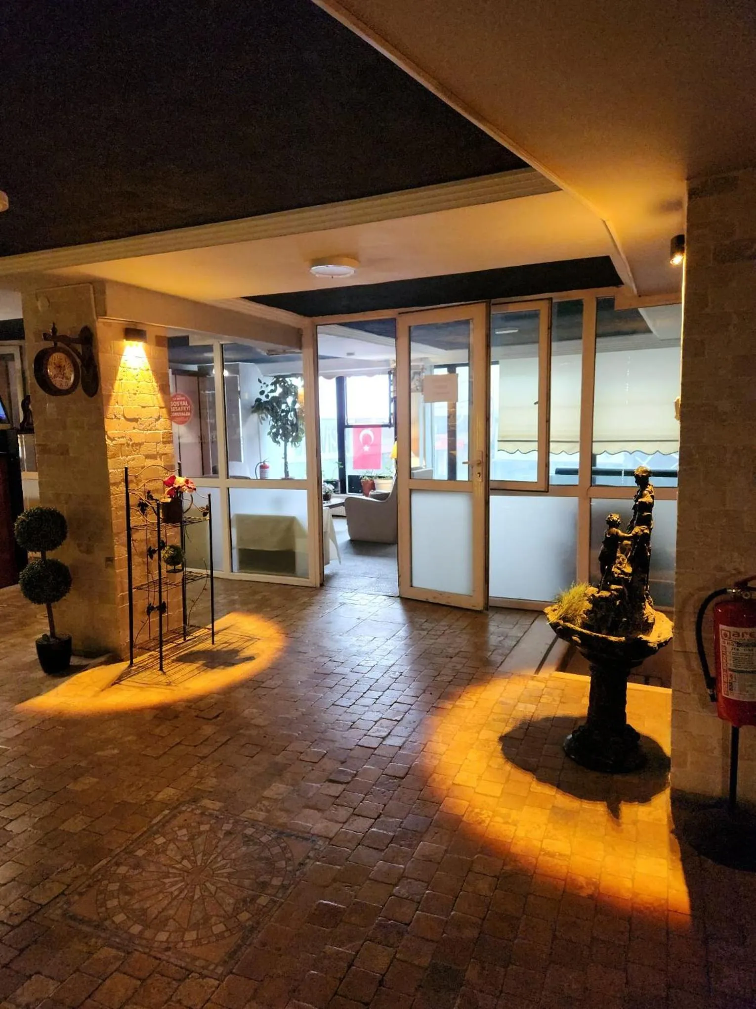 Elite Hotel City Center Corlu Bed and Breakfast