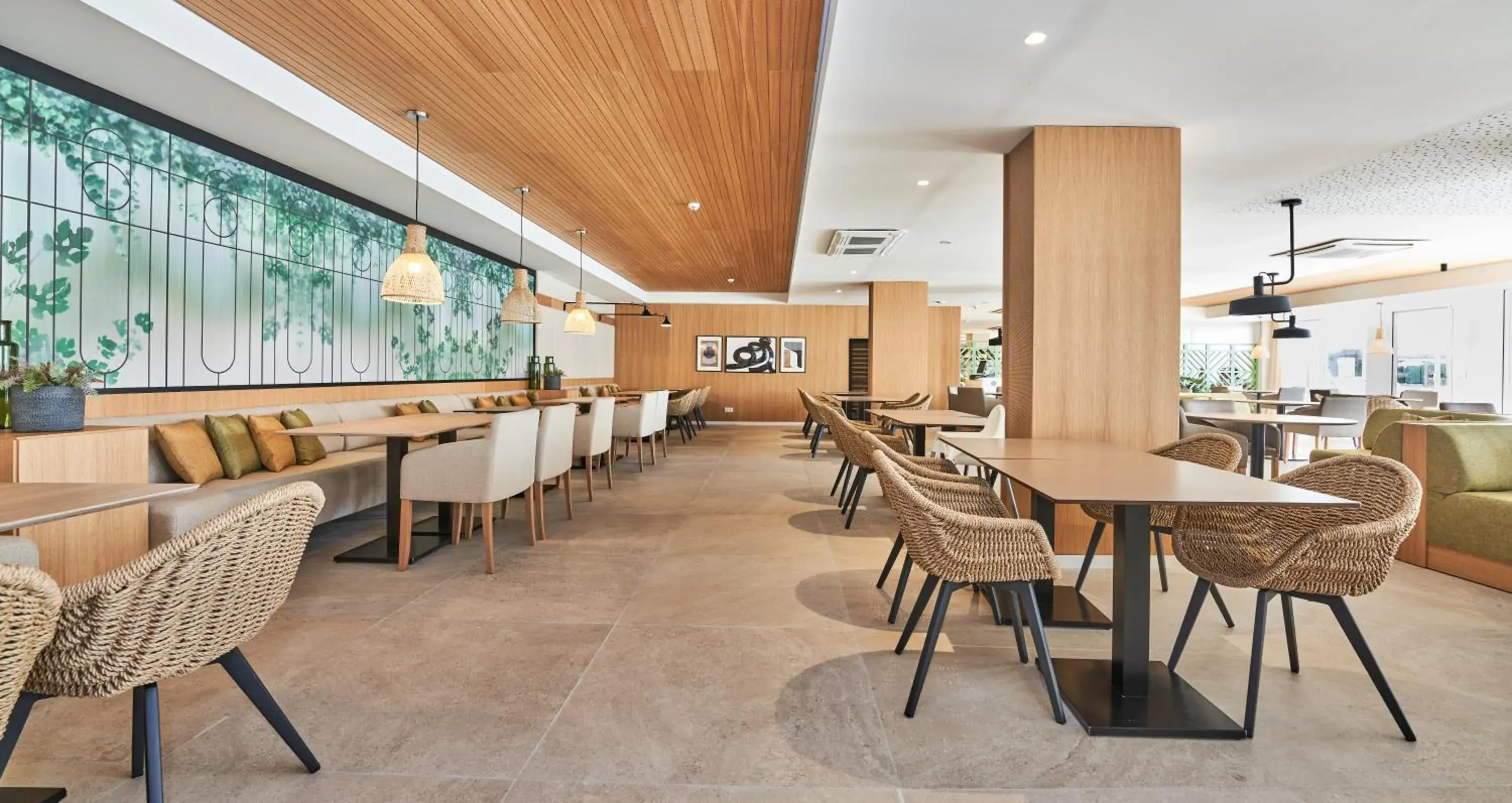 Lounge or bar in Hoposa Montelin Lounge or bar in Hoposa Montelin