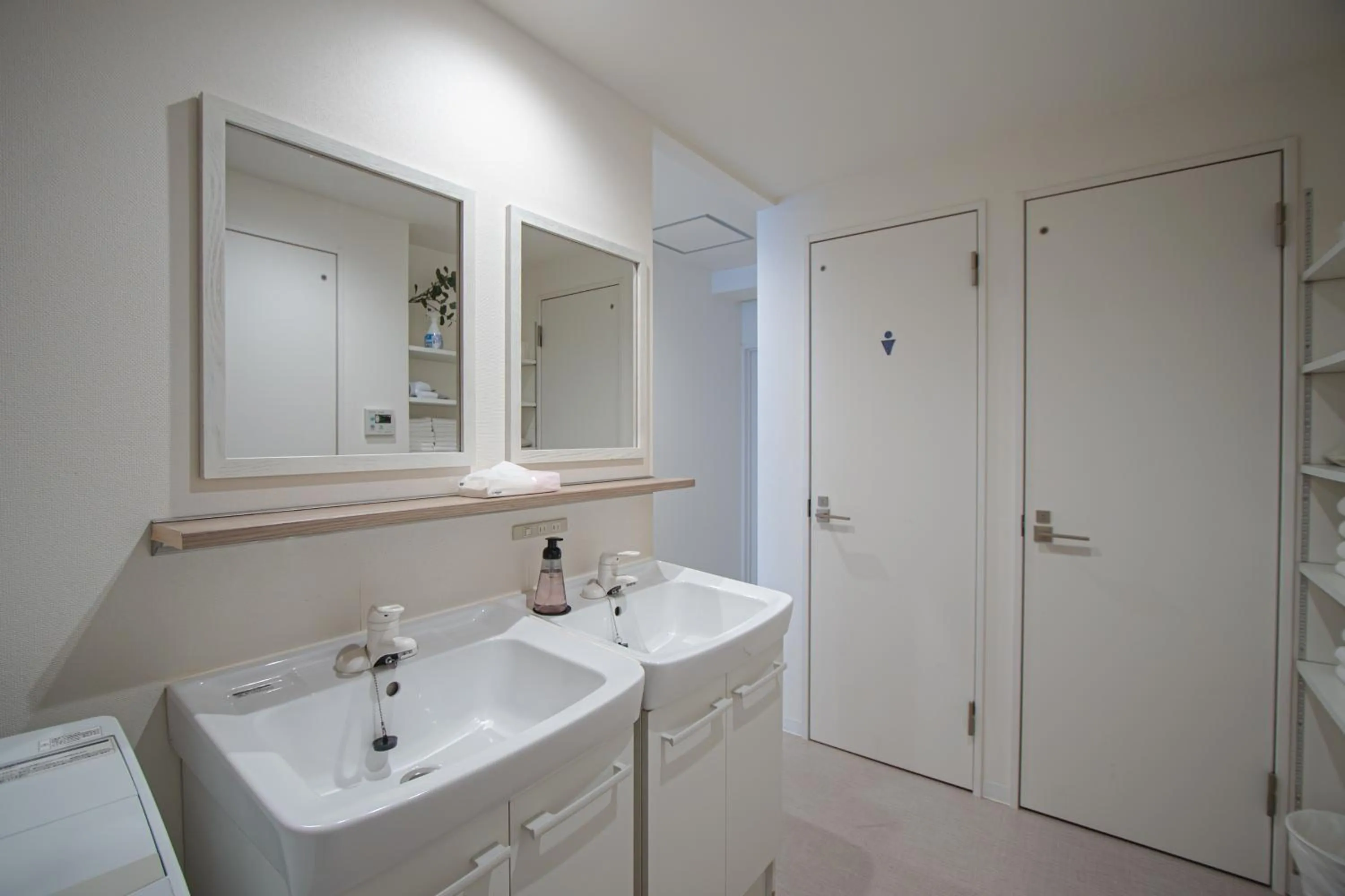 Bathroom in INOVE VILLA OSAKA -118 sqm , 2 Bedrooms , 7 Double Beds