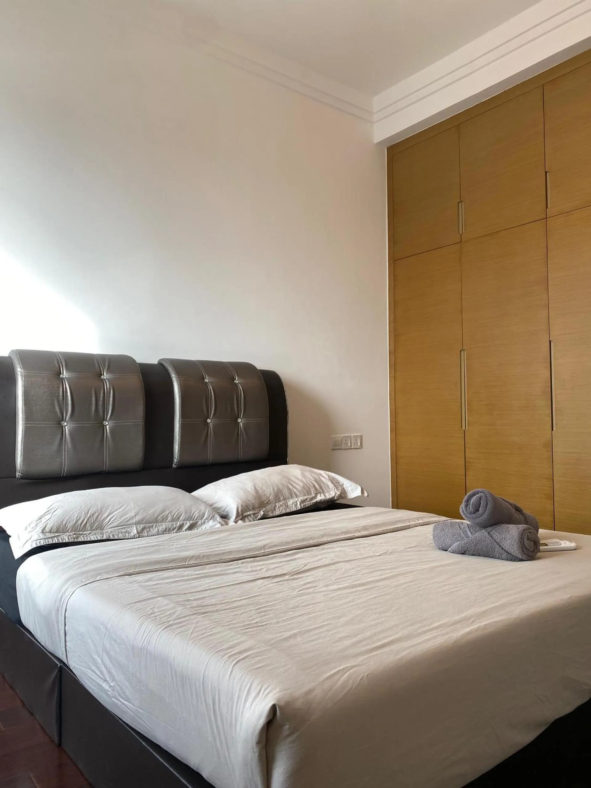 Bed in R&F Princess Cove @ R&F Mall