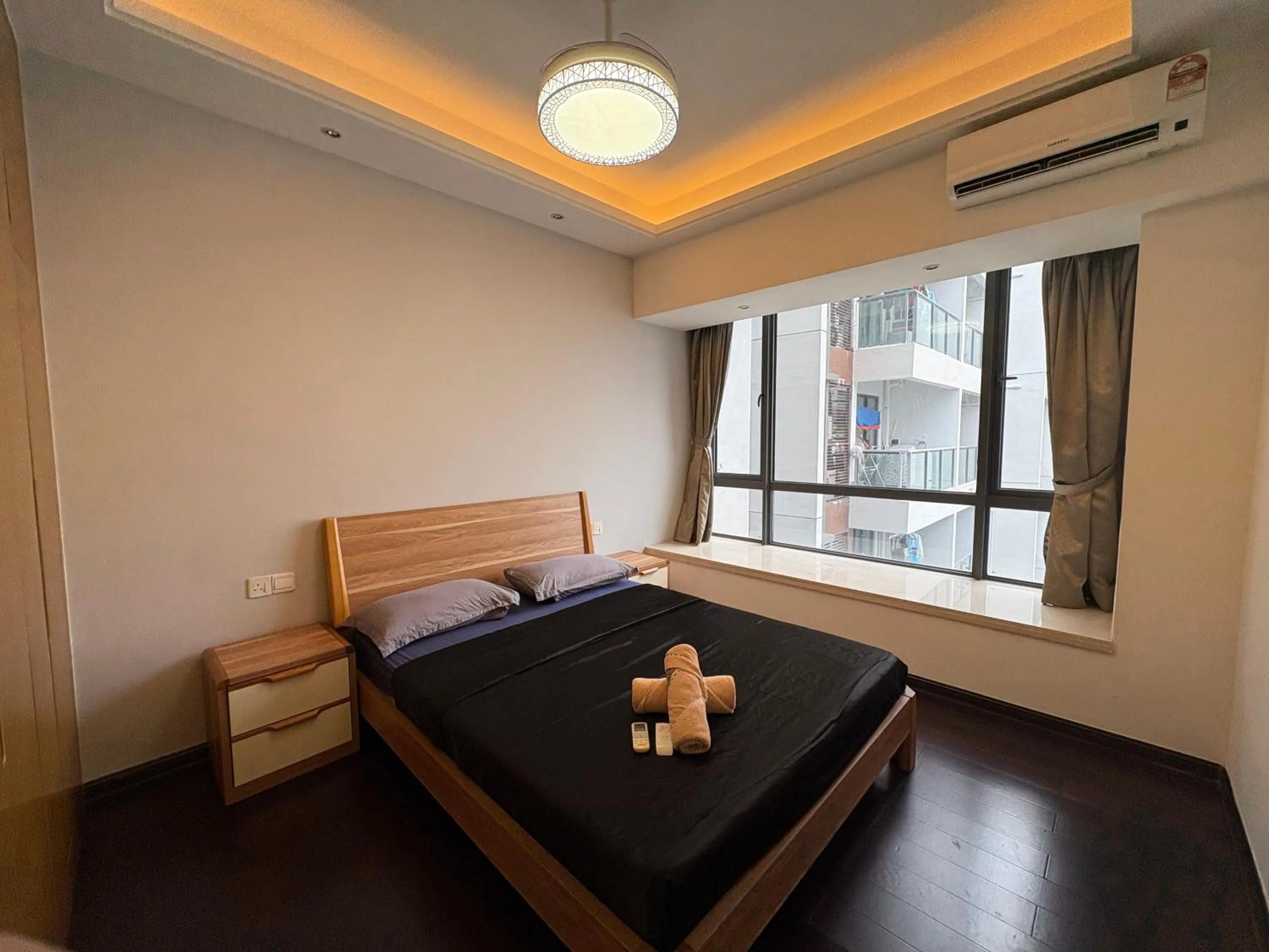 Bed in R&F Princess Cove @ R&F Mall