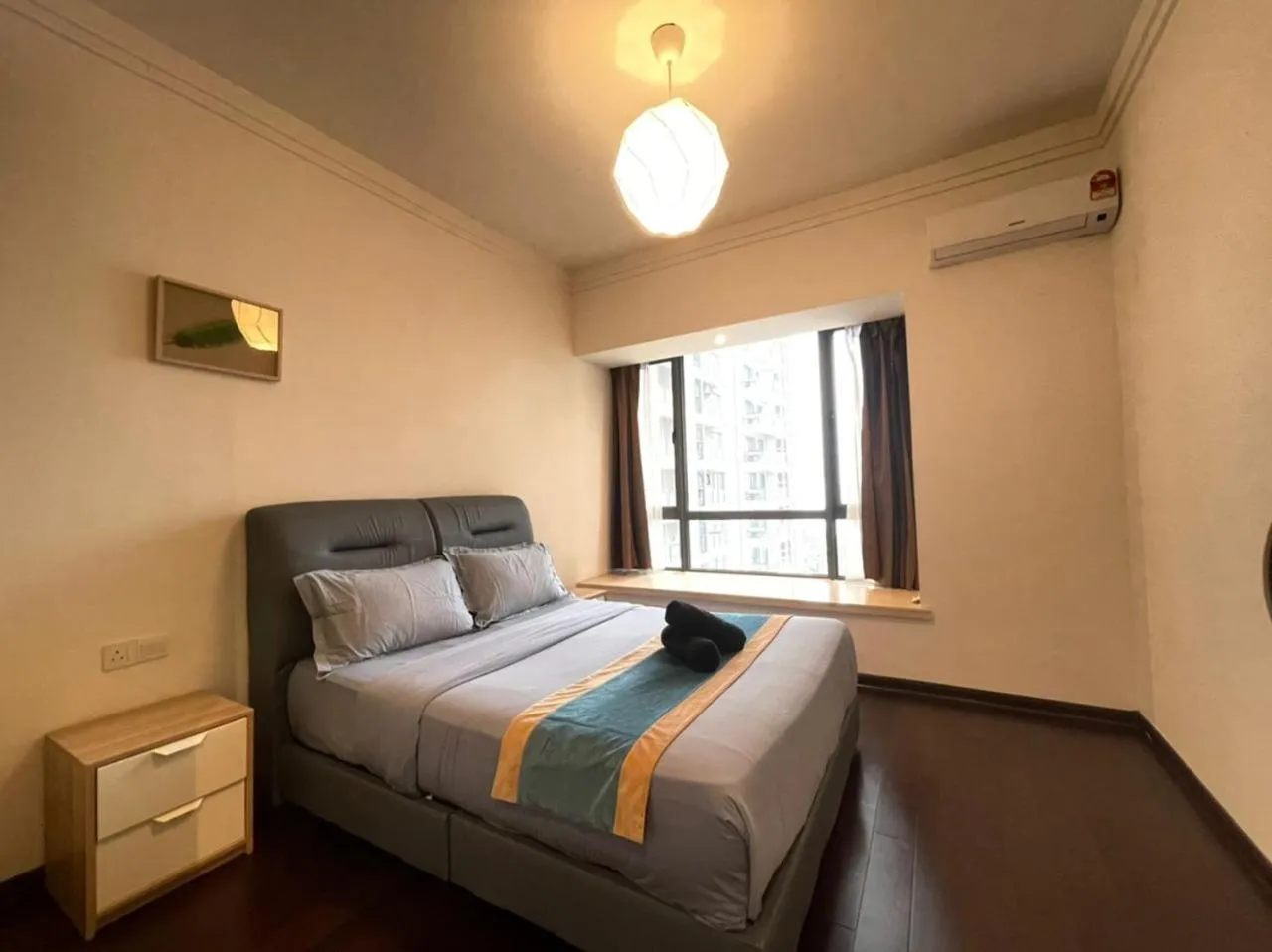 Bed in R&F Princess Cove @ R&F Mall