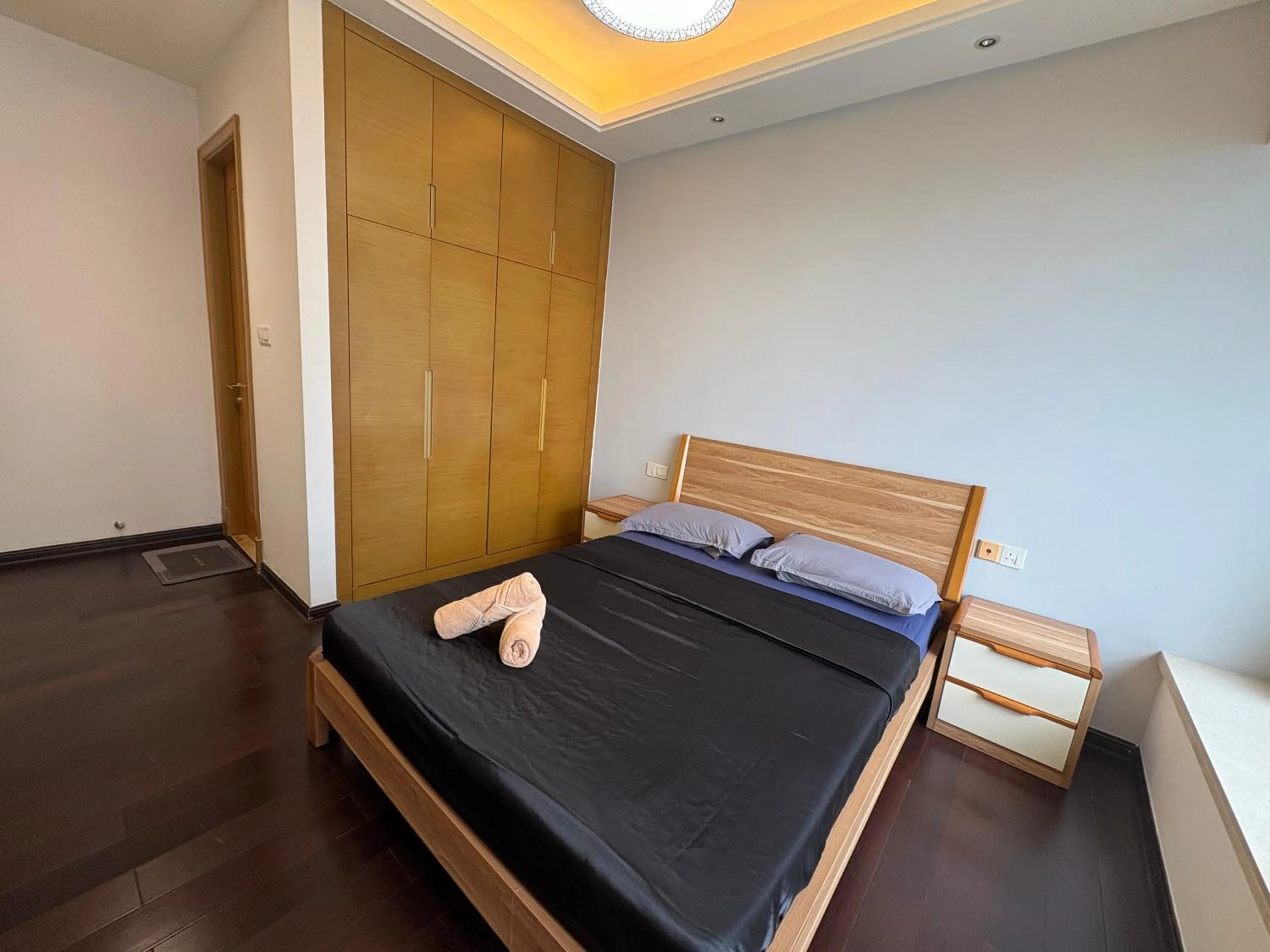 Bed in R&F Princess Cove @ R&F Mall