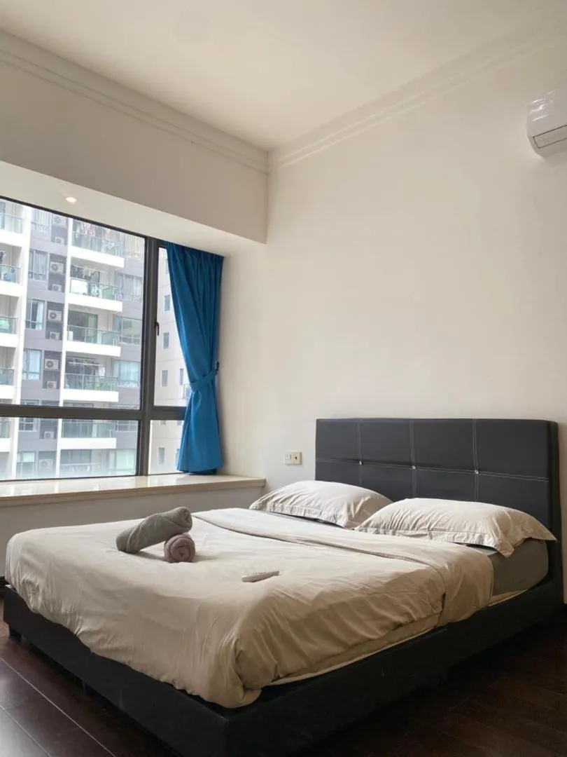 Bed in R&F Princess Cove @ R&F Mall