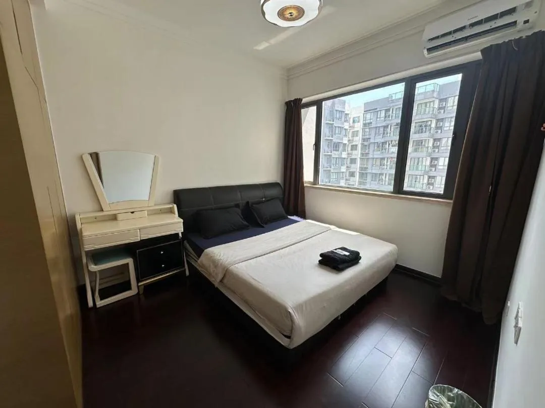 Bed in R&F Princess Cove @ R&F Mall