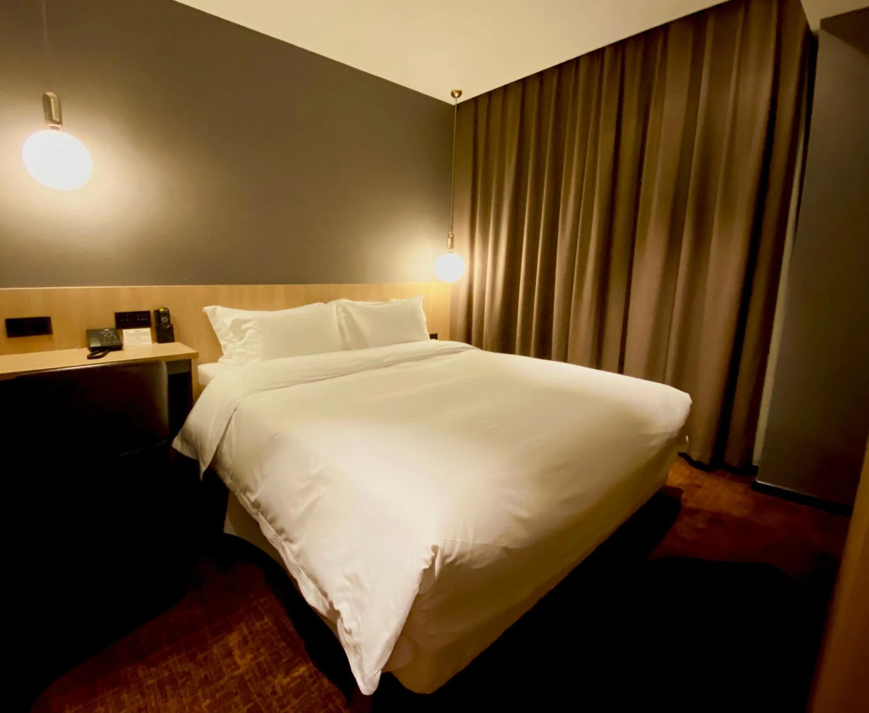 Bed in Hotel Coka Chuansha Metro - Shanghai PVG Airport