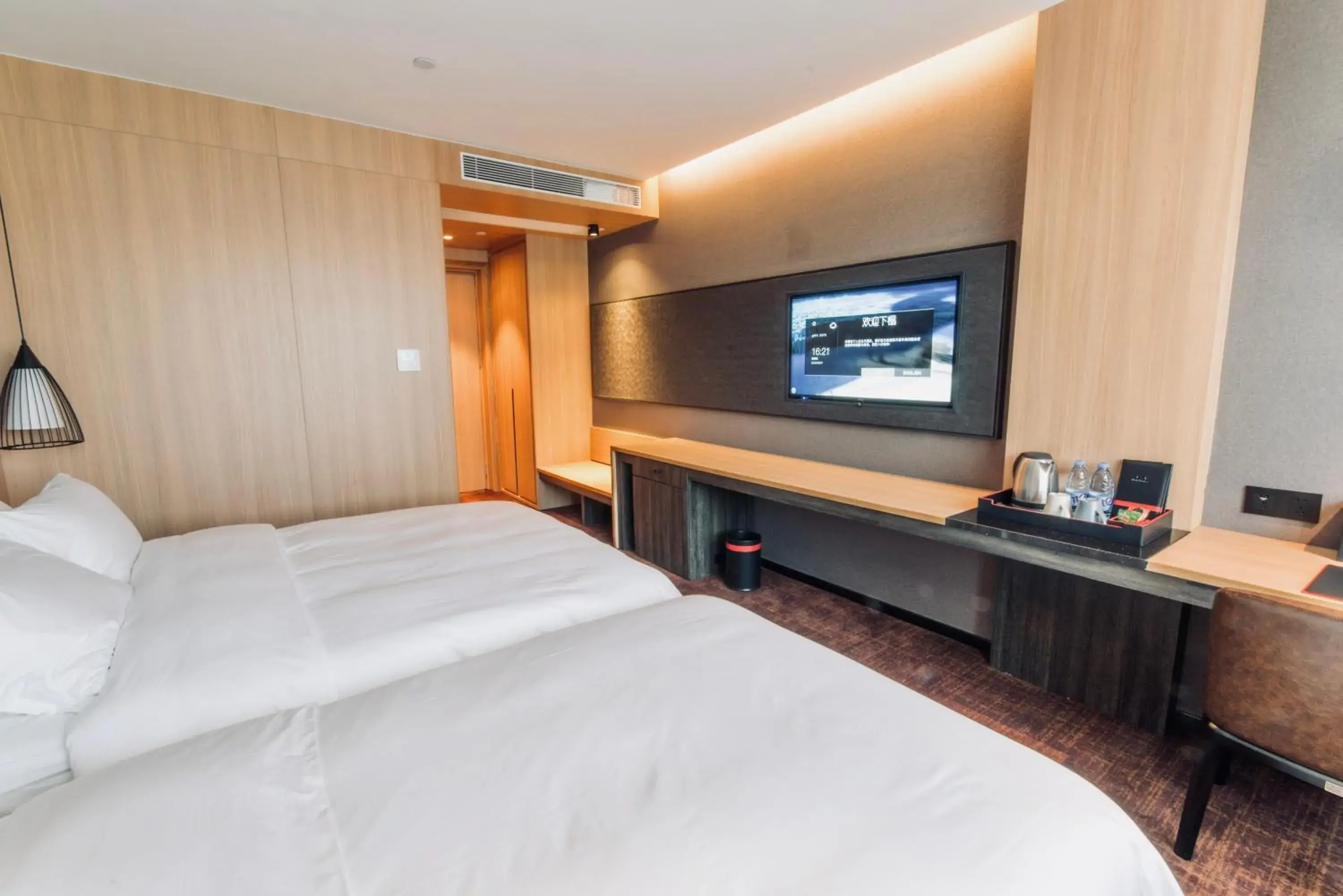 Bed in Hotel Coka Chuansha Metro - Shanghai PVG Airport Bed in Hotel Coka Chuansha Metro - Shanghai PVG Airport