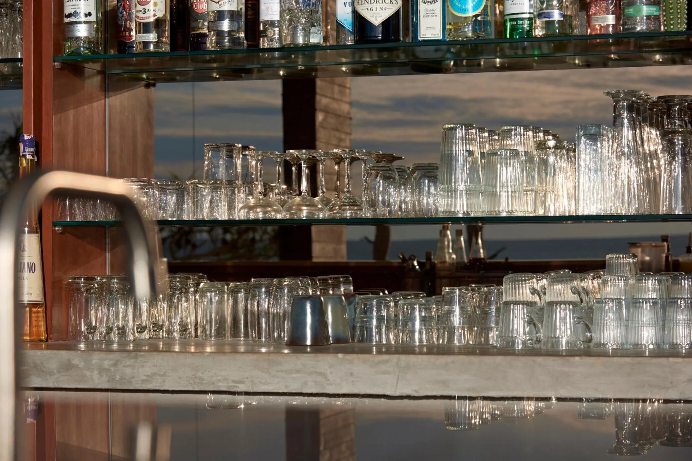Lounge or bar in Chula Beach Resort