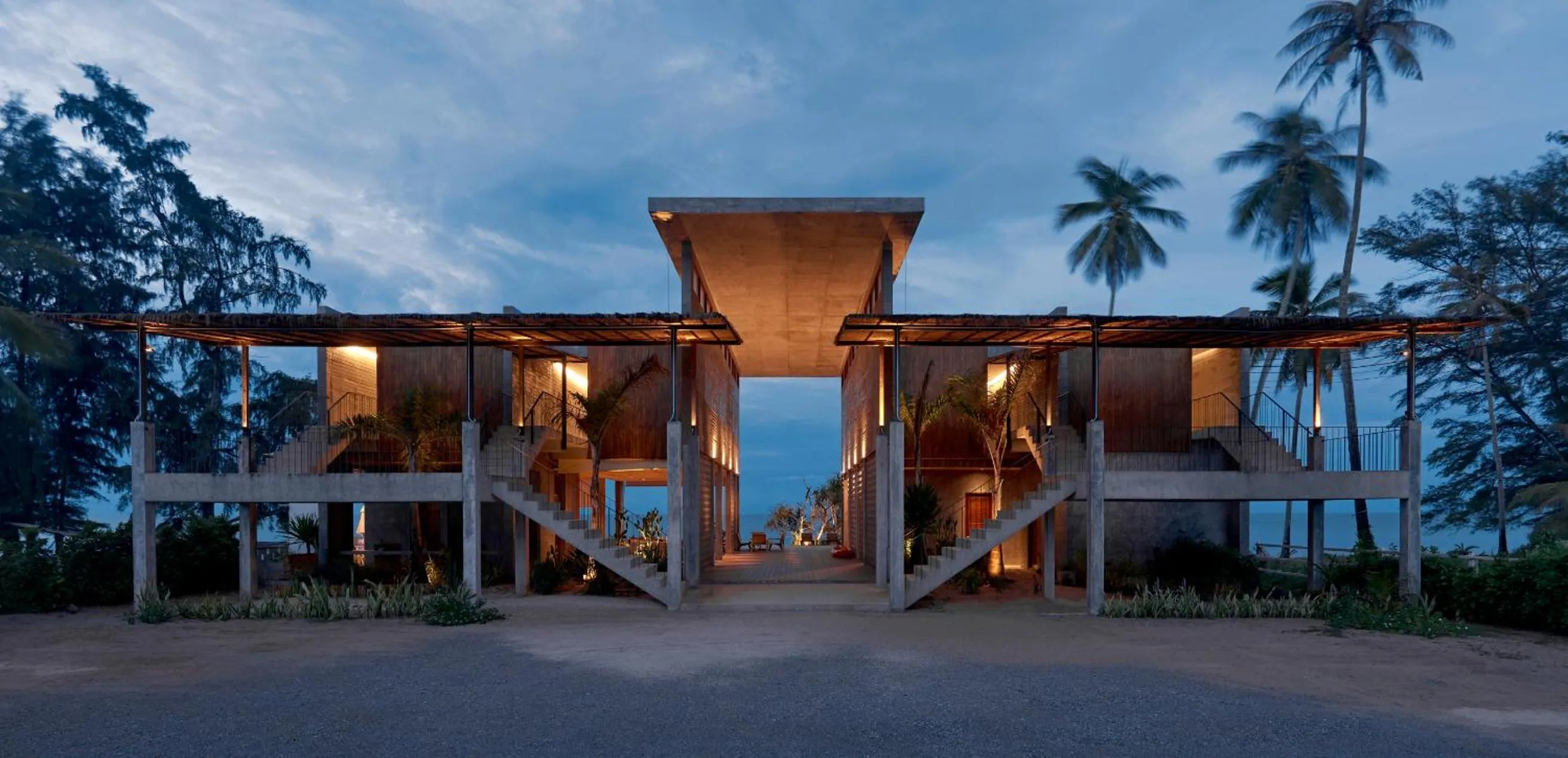 Facade/entrance in Chula Beach Resort