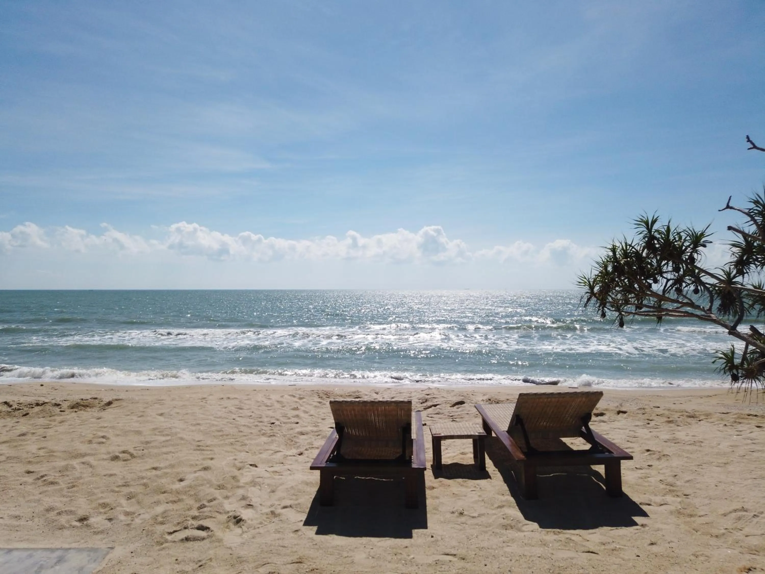 Beach in Chula Beach Resort