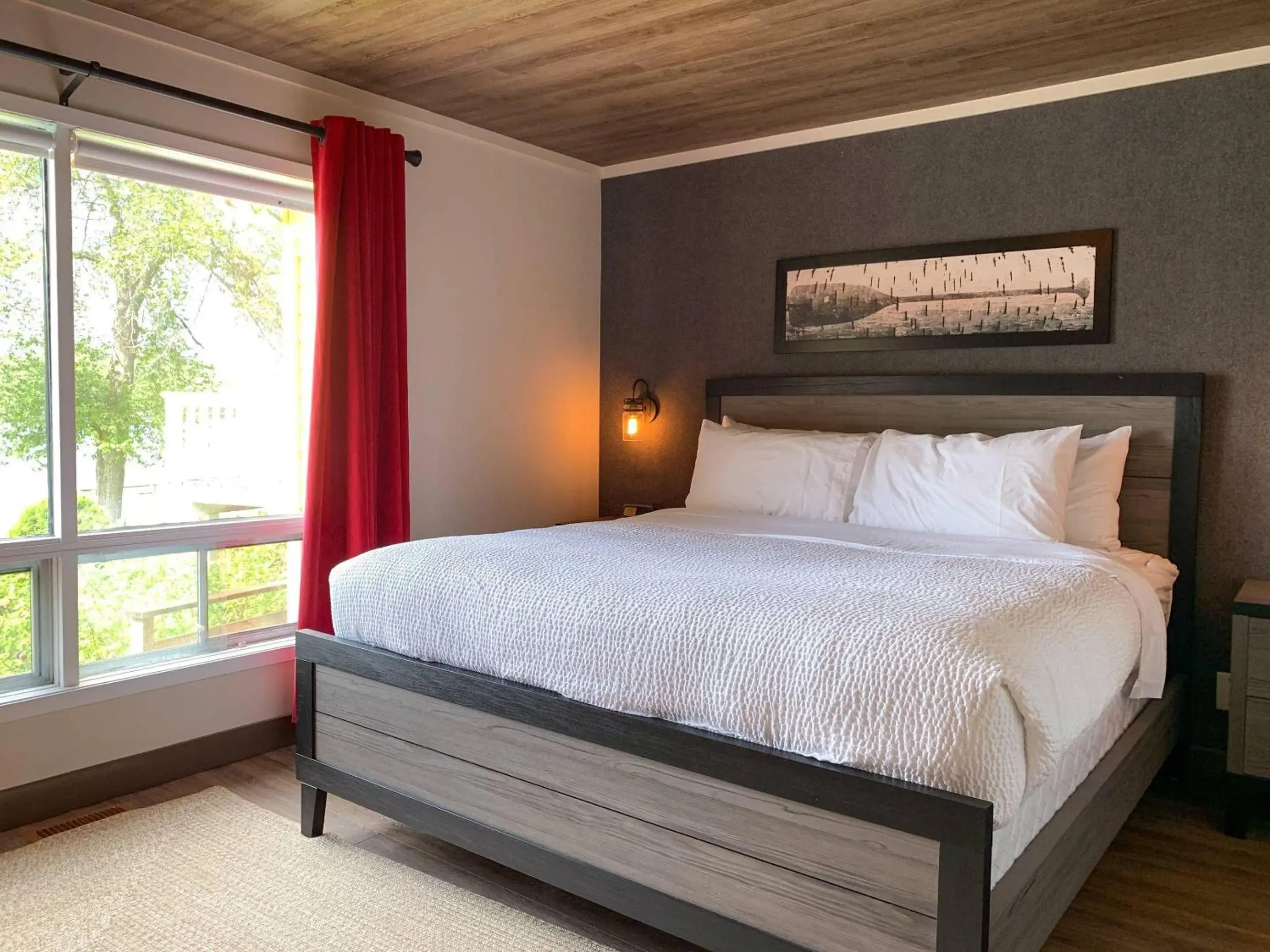 Bedroom, Bed in Bayview Wildwood Resort, an Ascend Collection Resort Bedroom, Bed in Bayview Wildwood Resort, an Ascend Collection Resort