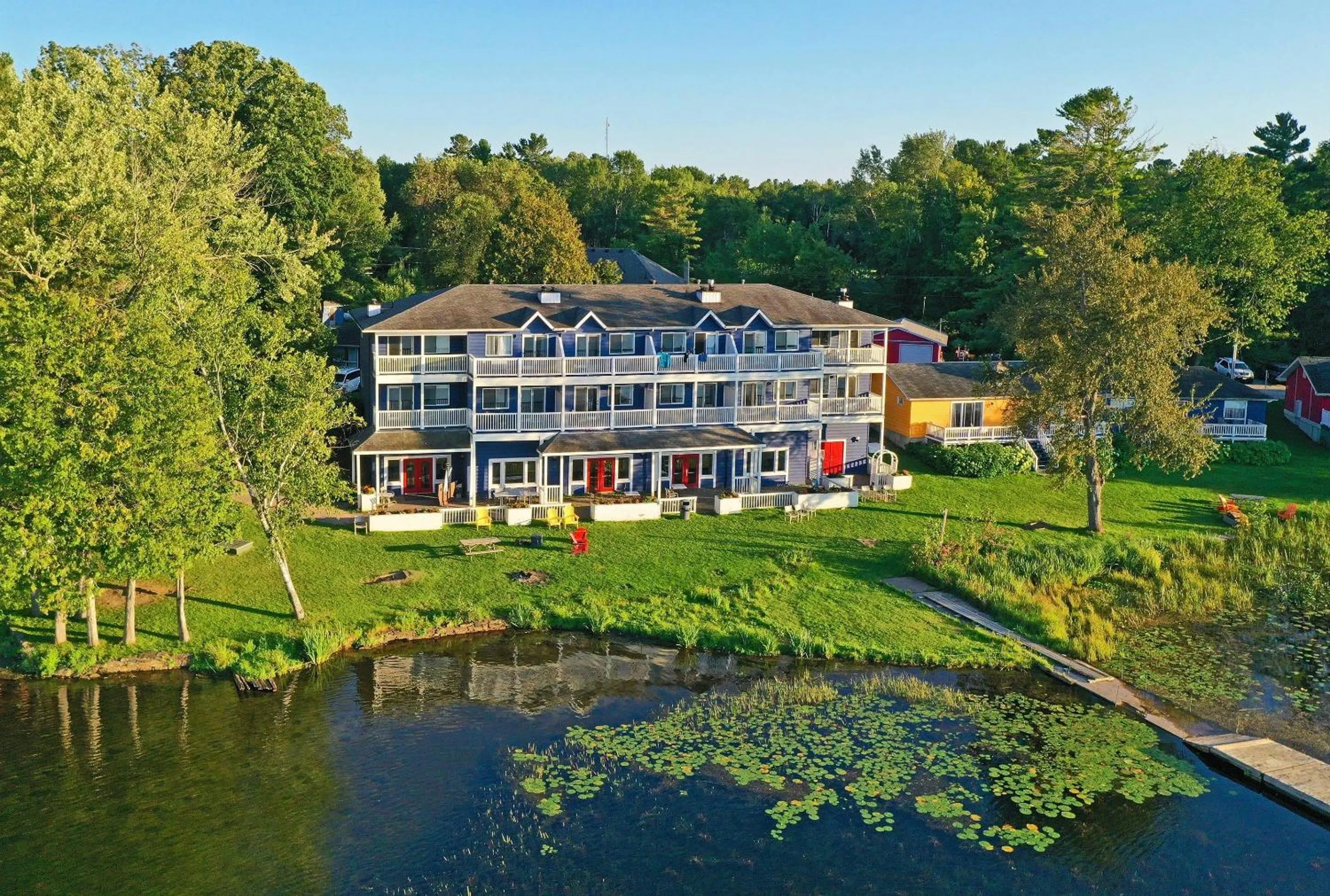 Property building in Bayview Wildwood Resort, an Ascend Collection Resort