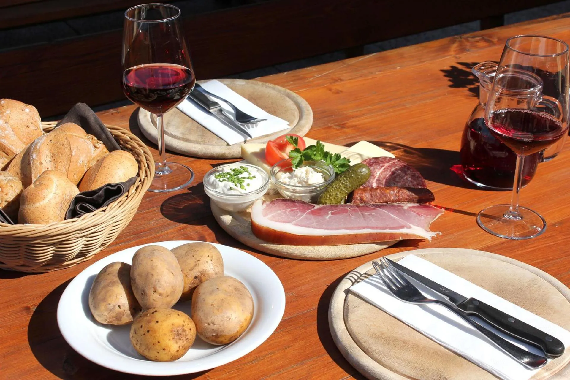 Restaurant/places to eat in Gasthaus Oberkirn