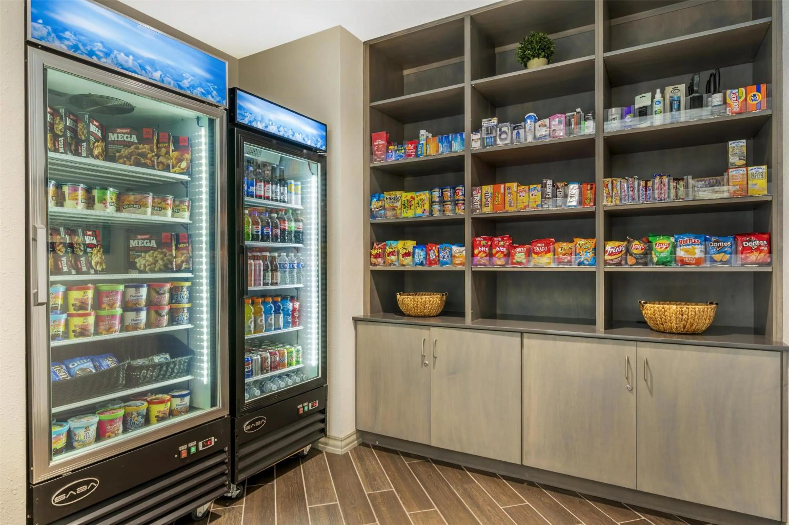 Property building in Best Western Plus Parkside Inn & Suites