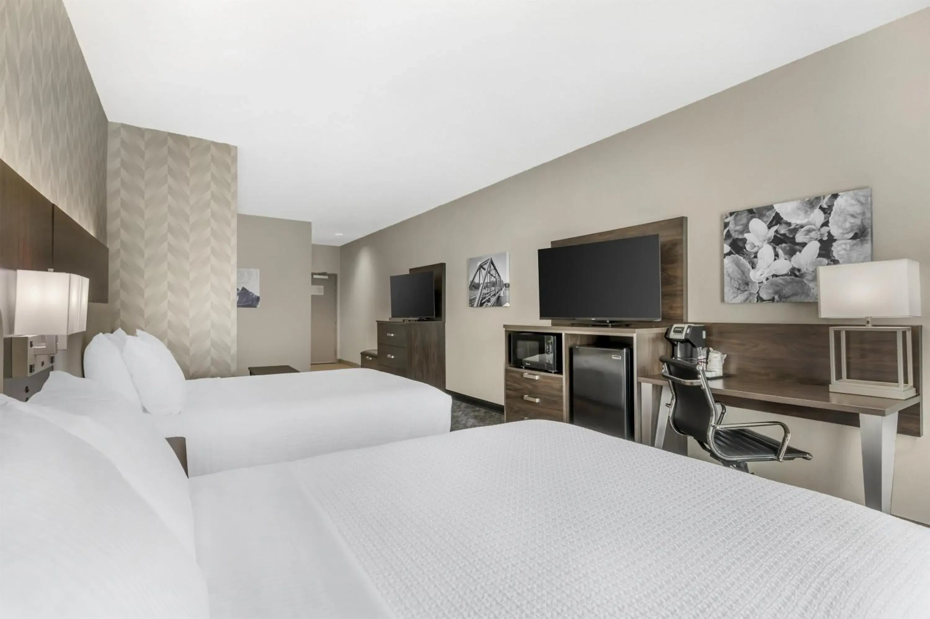 Bedroom, Bed in Best Western Plus Parkside Inn & Suites Bedroom, Bed in Best Western Plus Parkside Inn & Suites