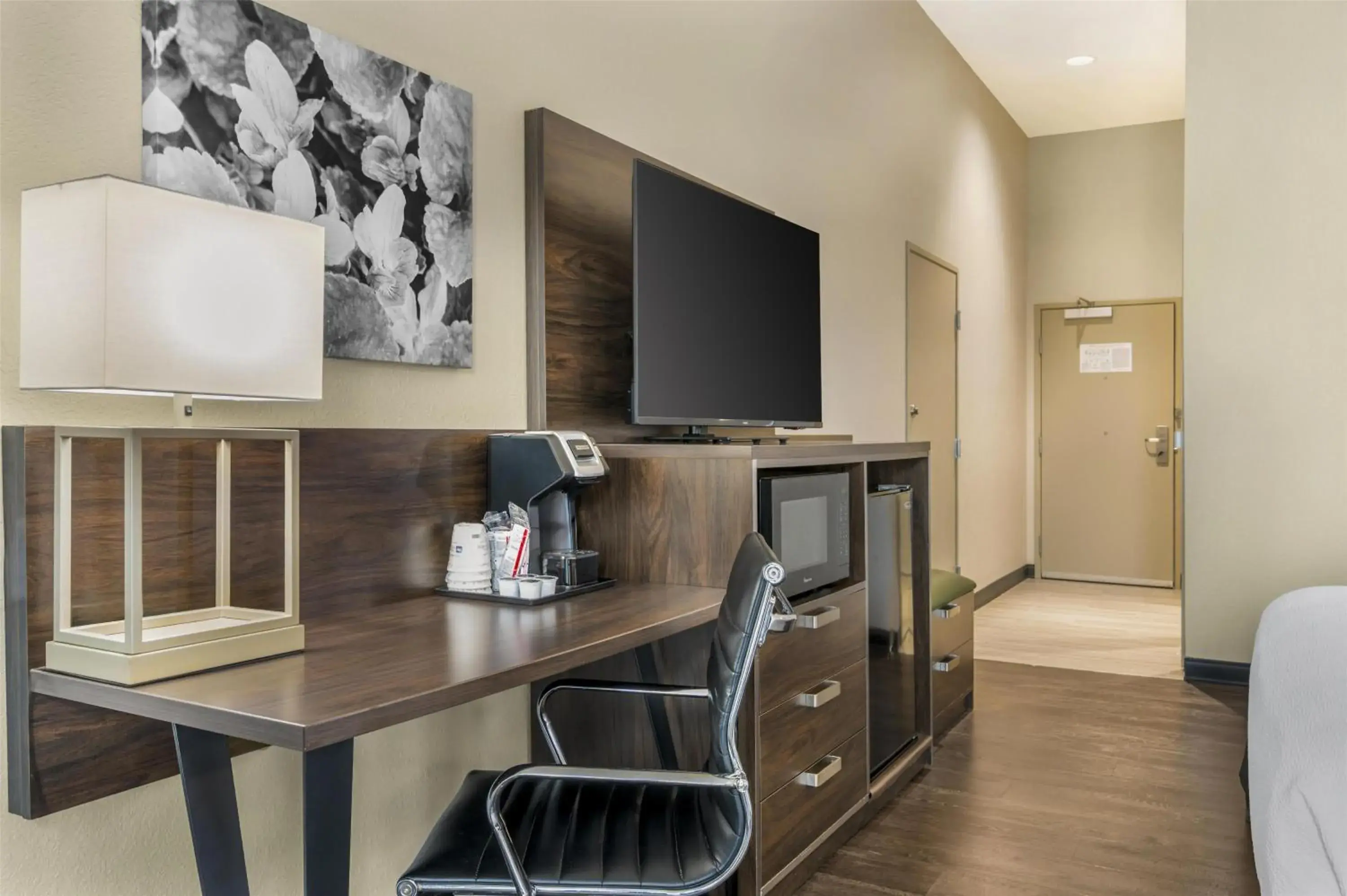 Bedroom in Best Western Plus Parkside Inn & Suites Bedroom in Best Western Plus Parkside Inn & Suites